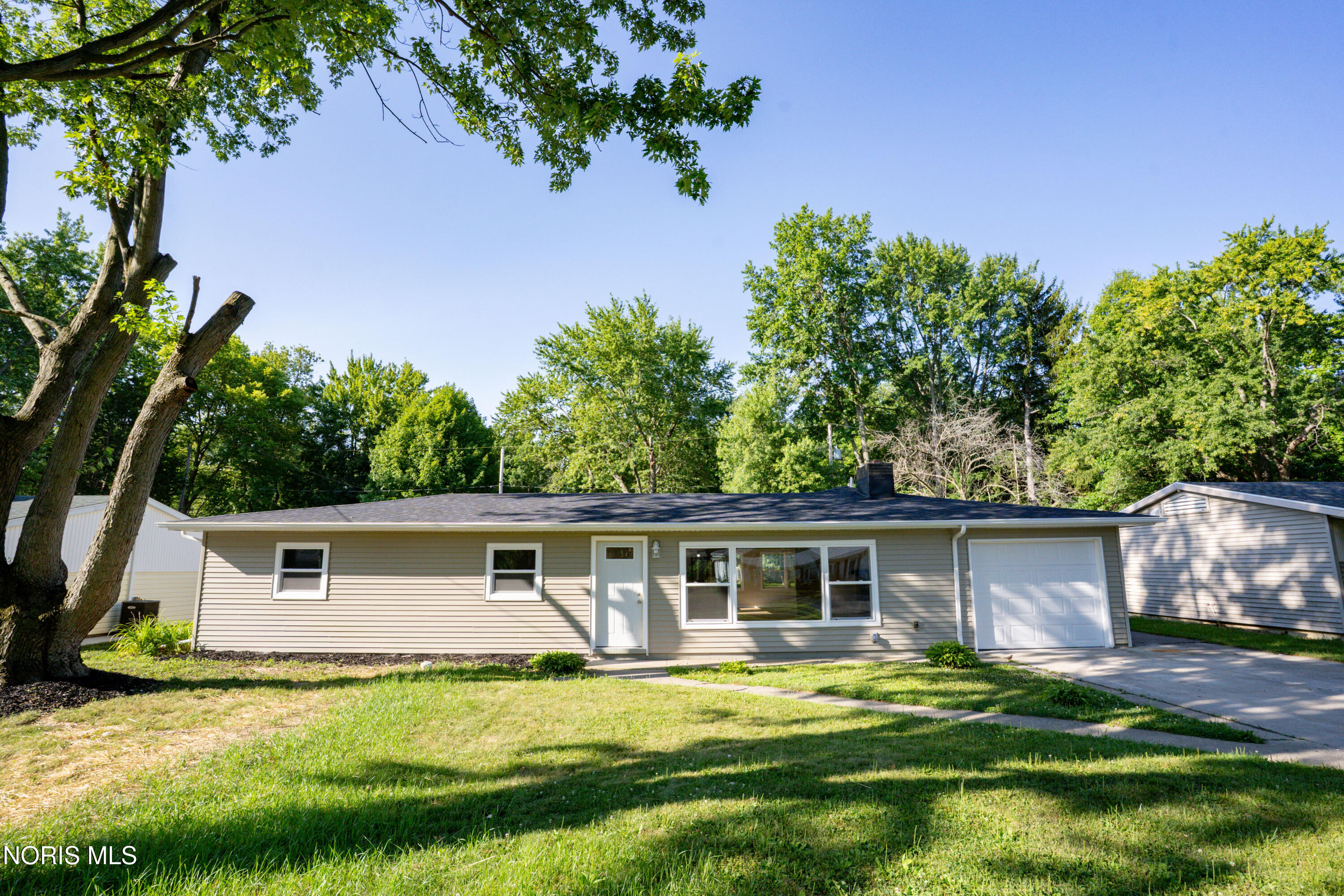 217 Glenwood Drive — photo