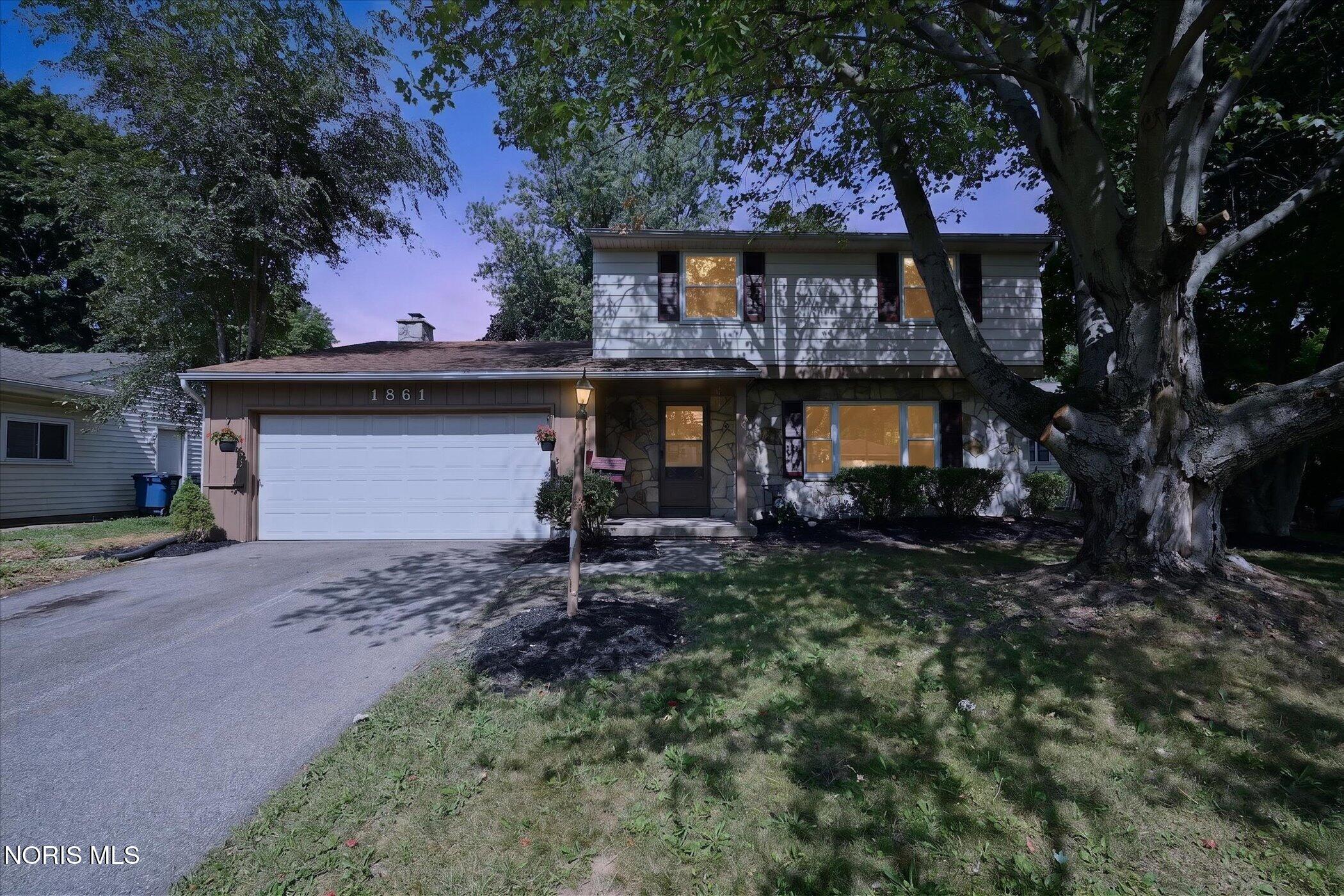 1861 Lynbrook Drive — photo