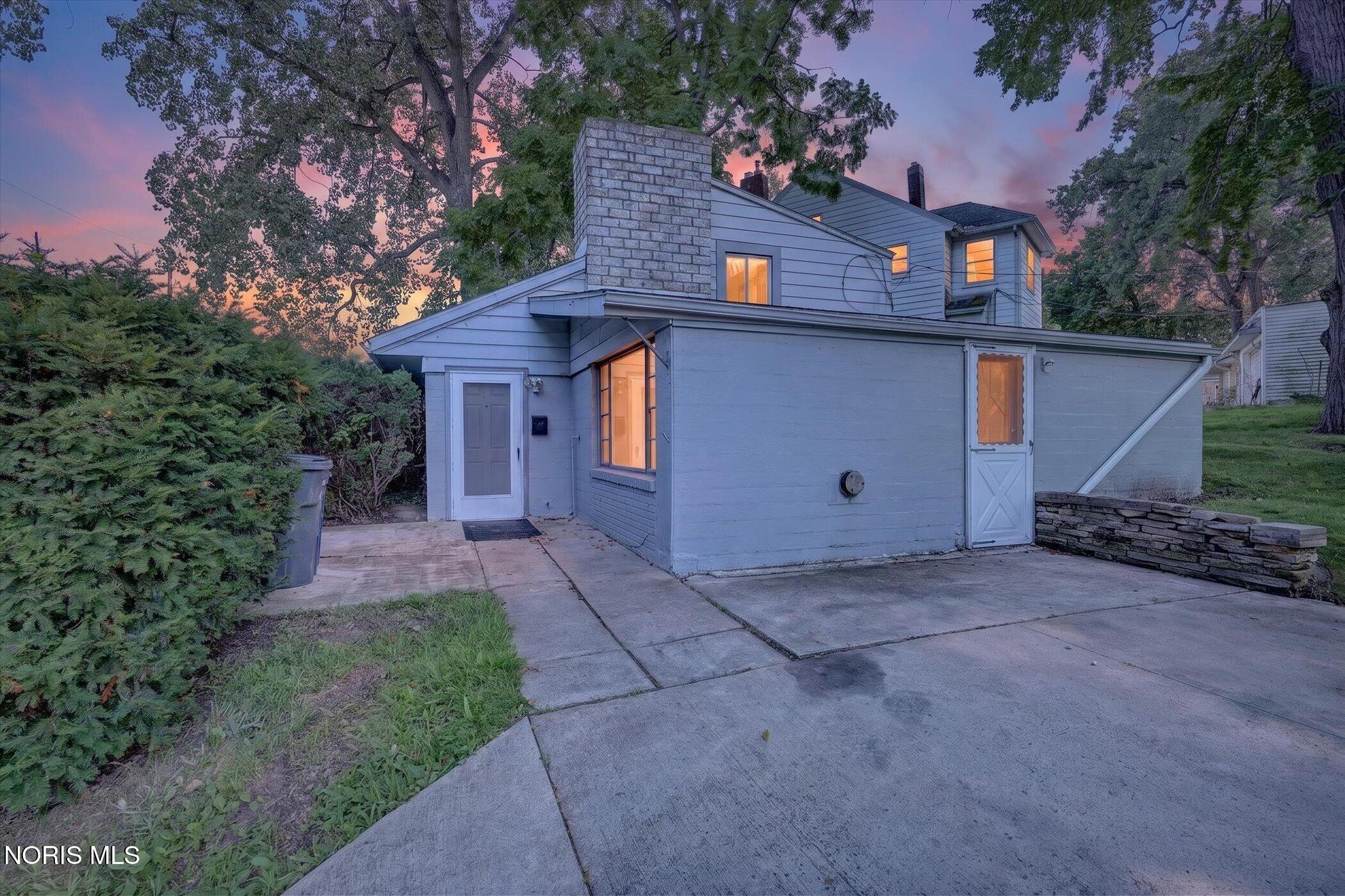 2669 Greenway Street — photo