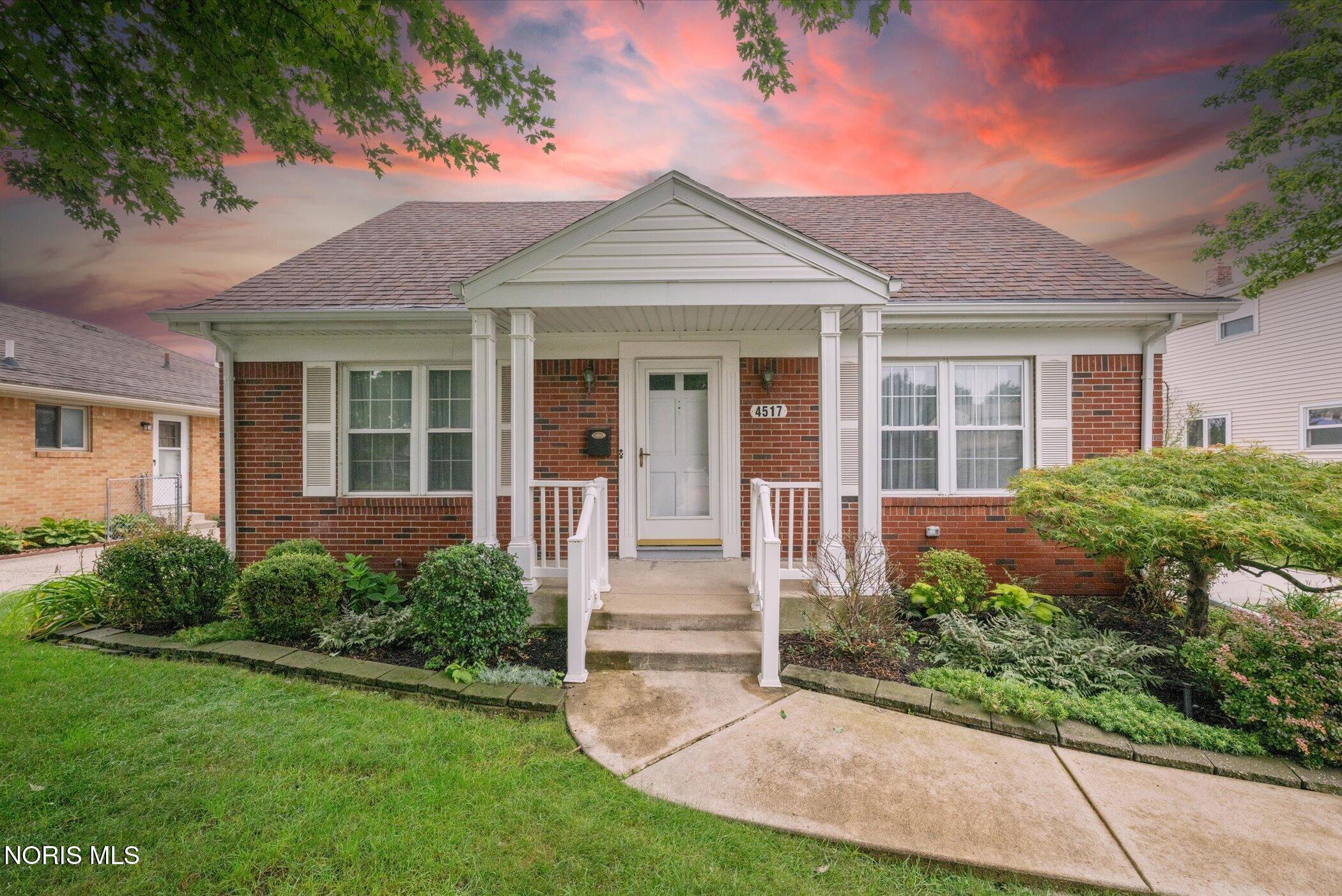 4517 Clover Lane — photo