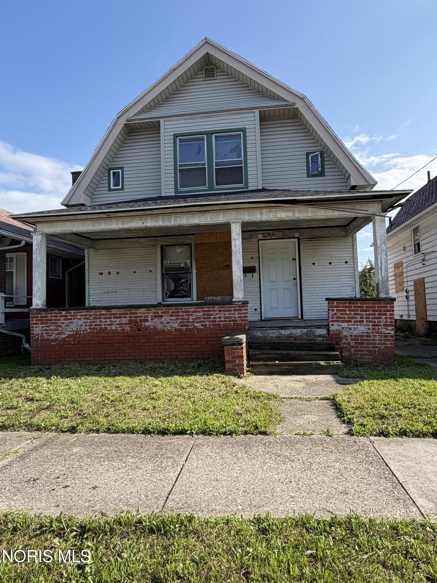 1312 Ellis Avenue — photo
