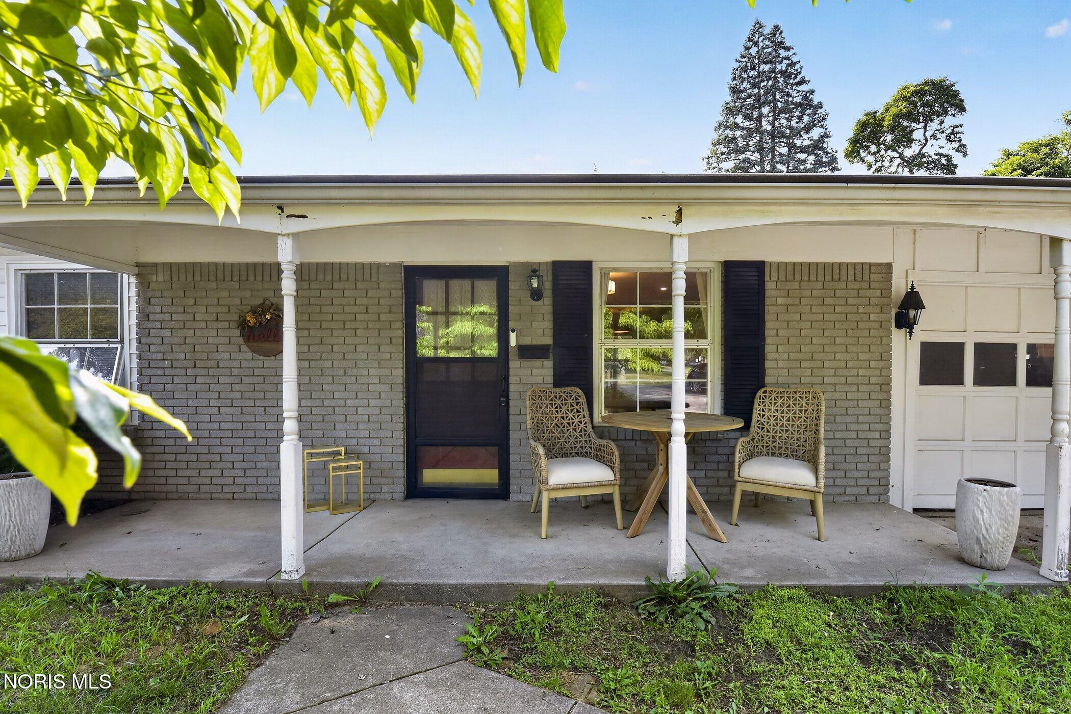 5323 Bentbrook Drive — photo