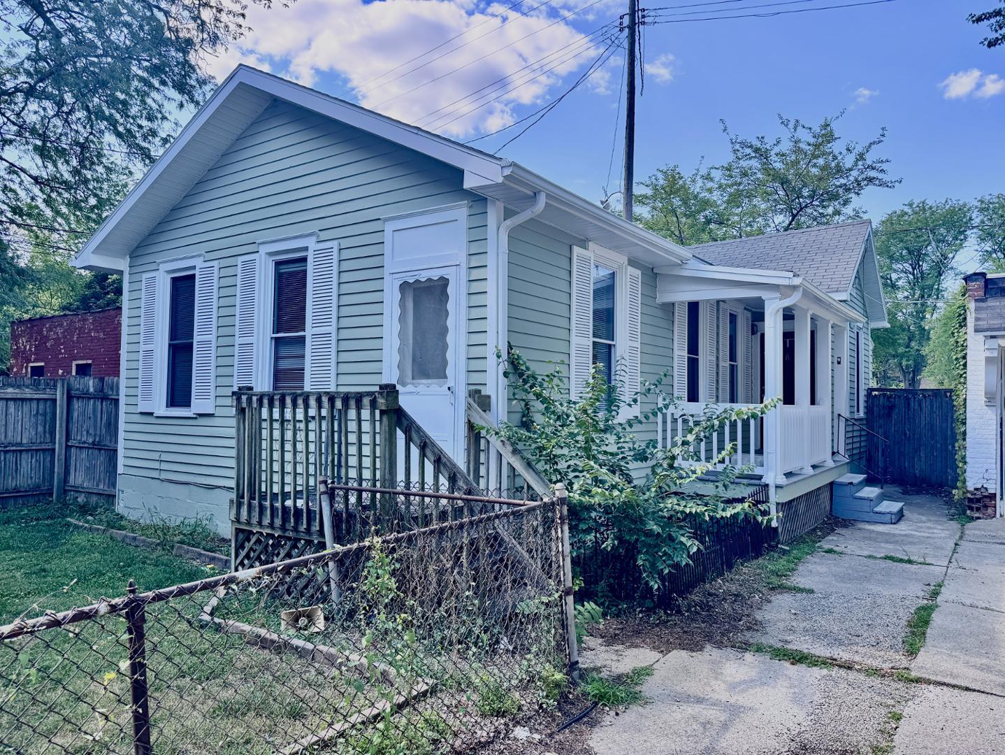410 Floyd Street — photo