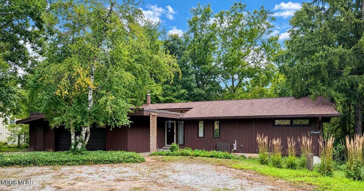 229 Brookwood Drive — photo