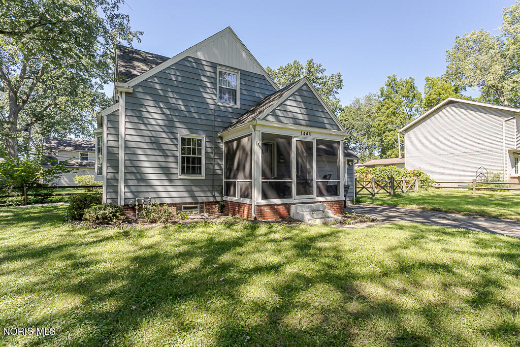 1448 E Willcrest Drive — photo