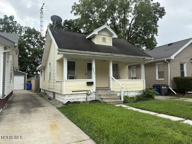 2045 Fairfax Road — photo