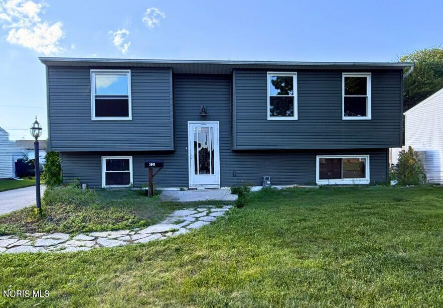5949 Vistamar Road — photo
