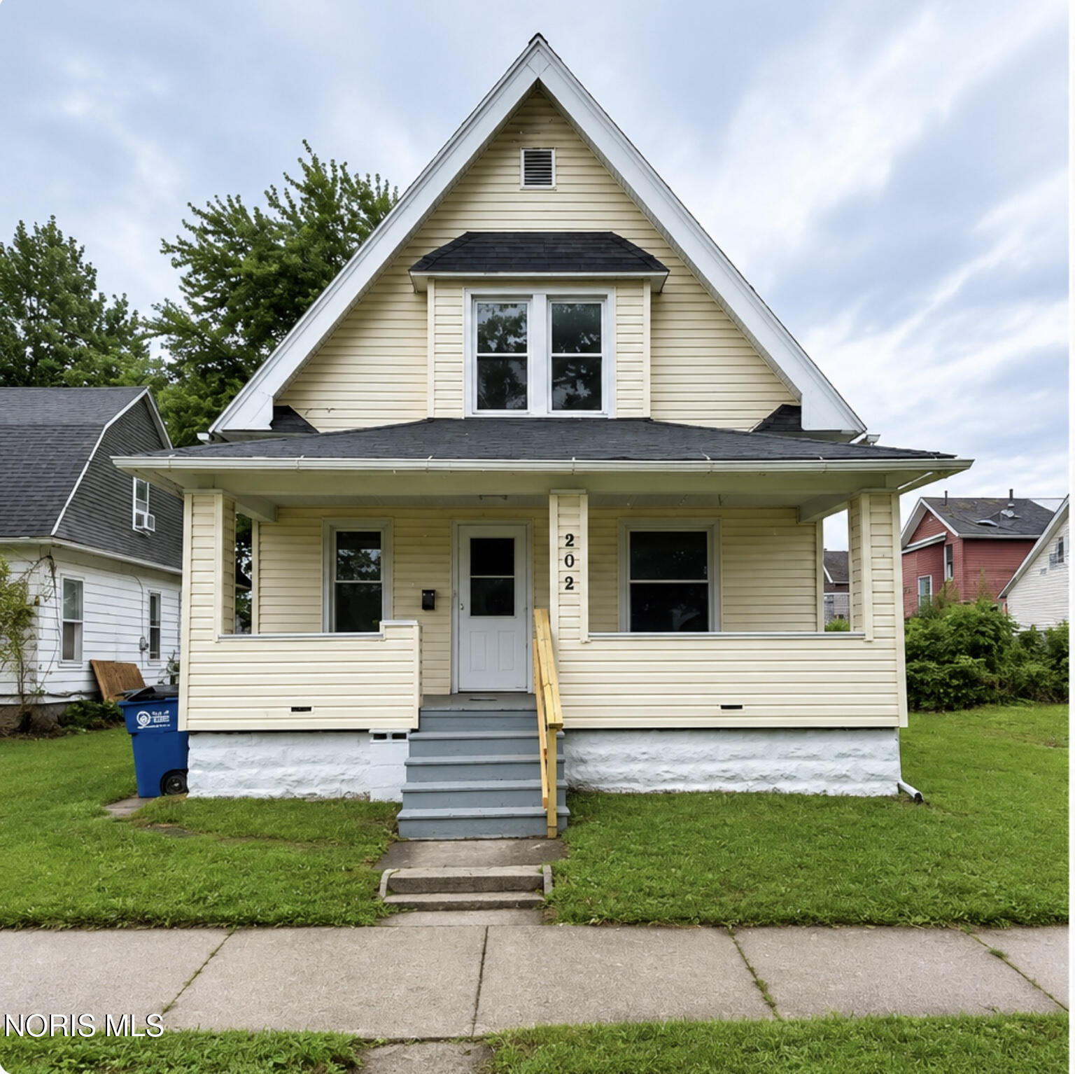 202 Hathaway Street — photo