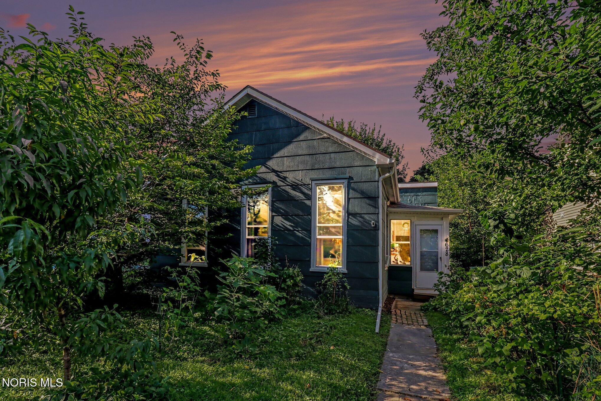 628 Orchard Street — photo