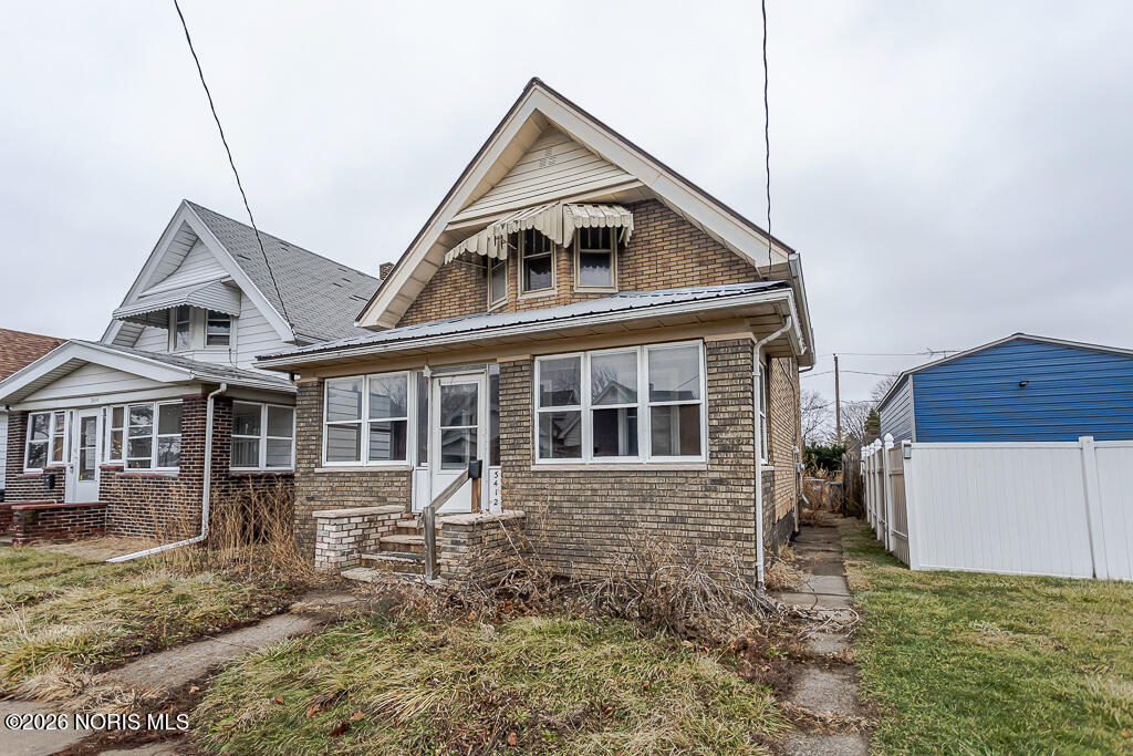 3412 Maple Street — photo