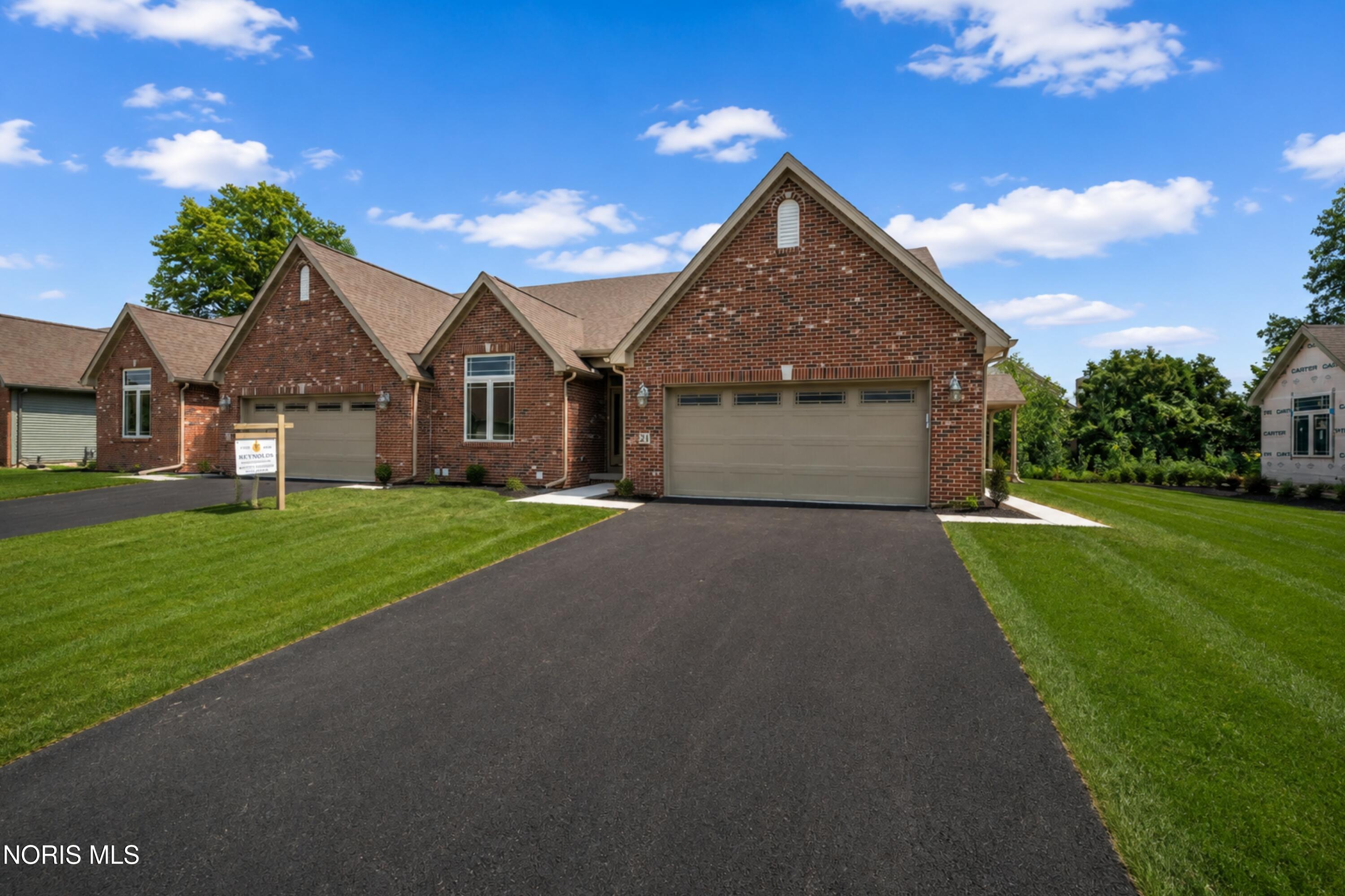 21 Shenandoah Circle — photo