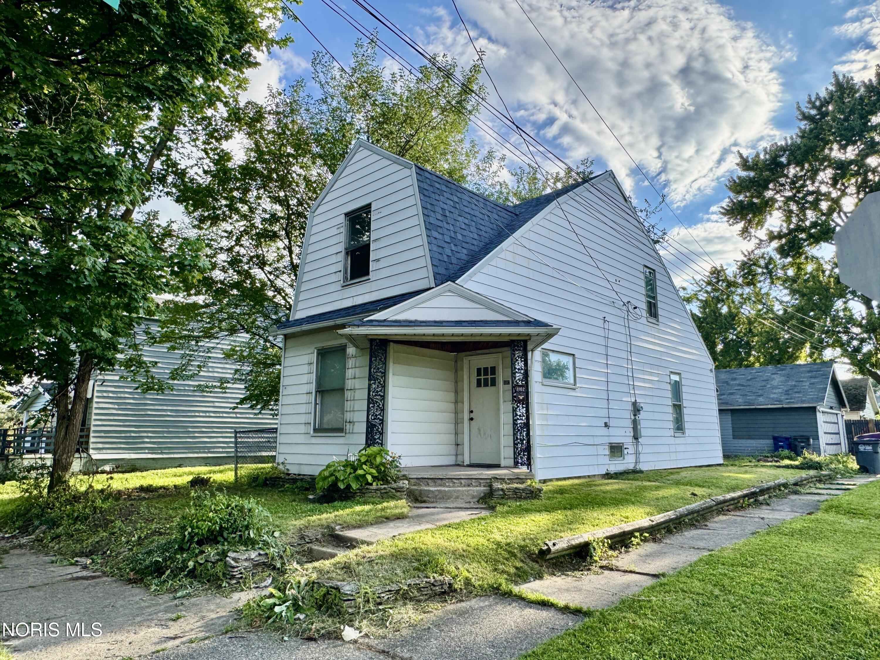 1102 White Street — photo