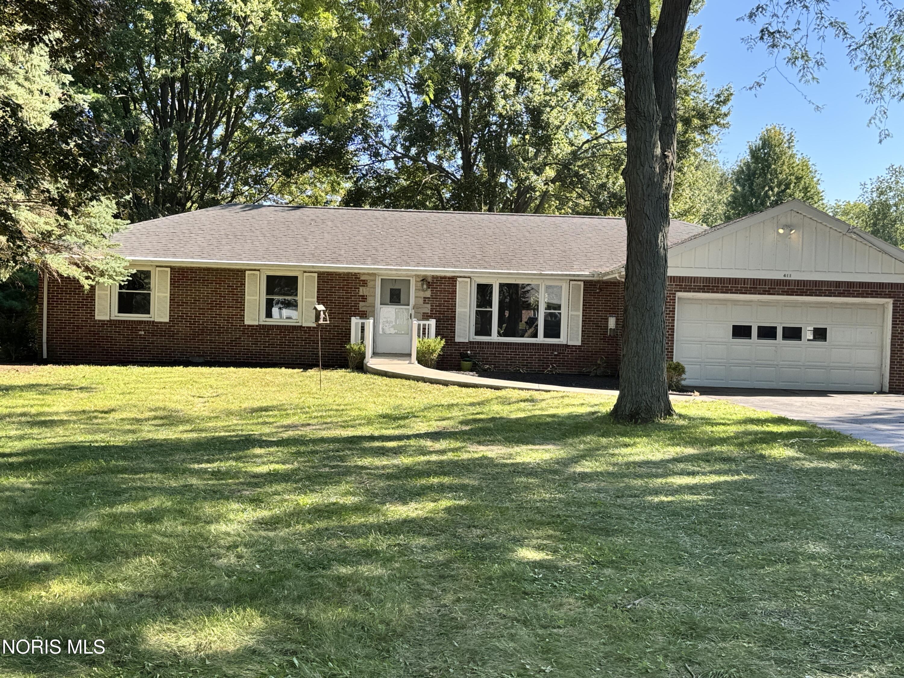 411 W Gypsy Lane Road — photo