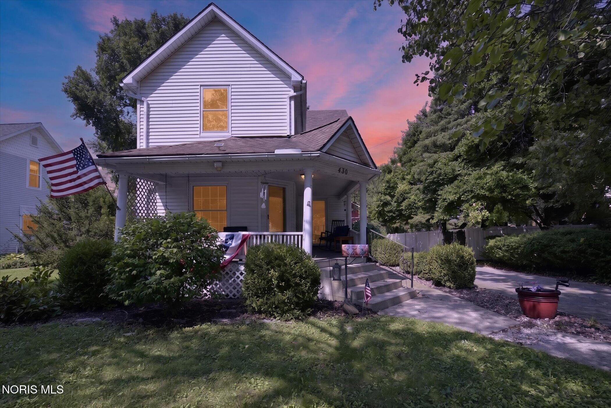 430 W Elm Street — photo