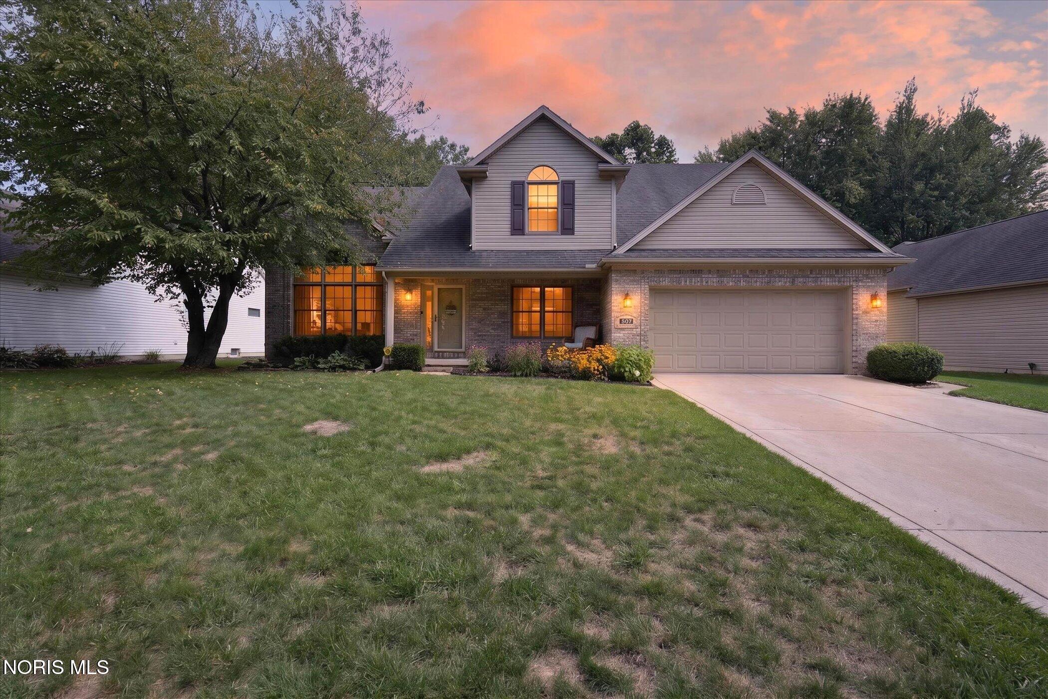 807 Whisperwood Parkway — photo