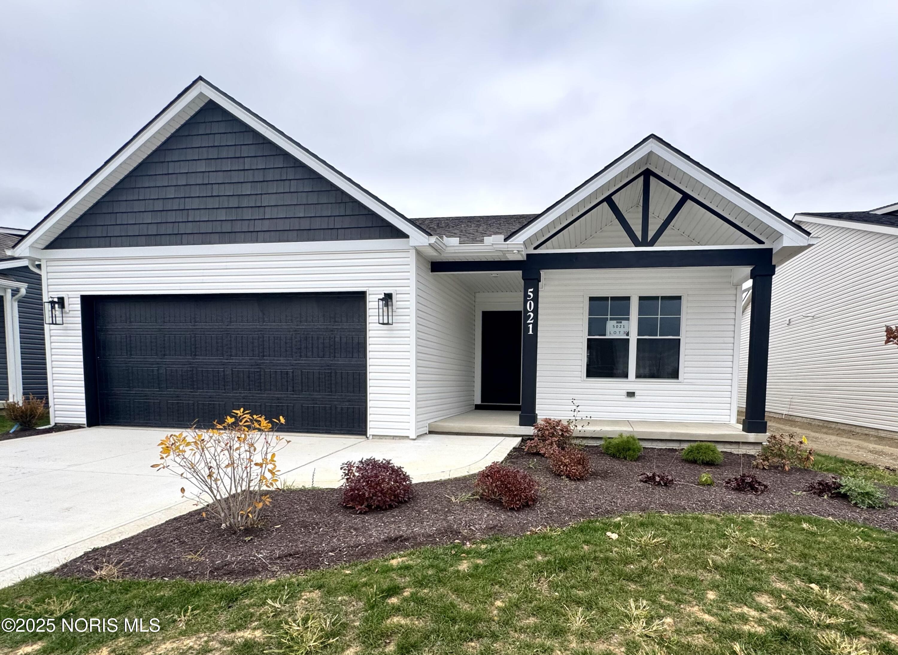 5021 Easton Drive — photo