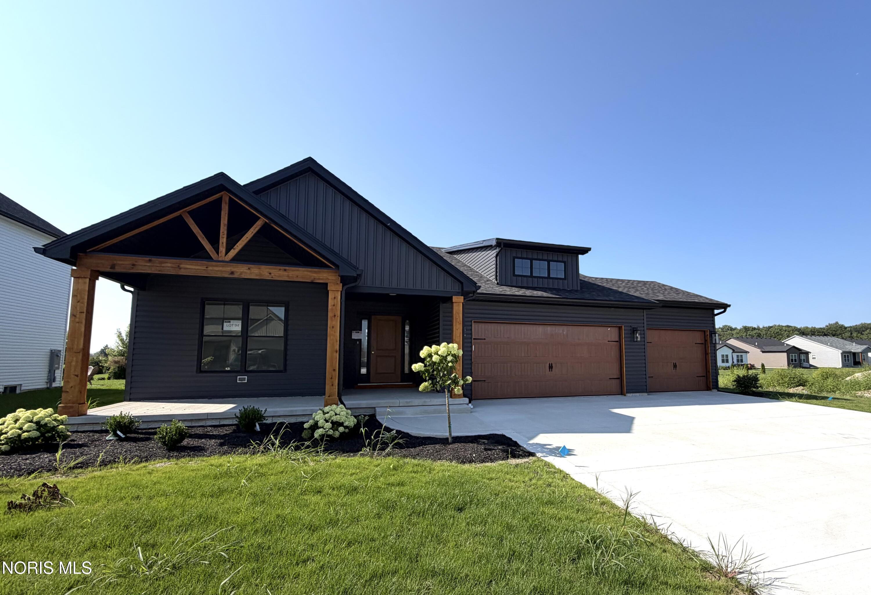 5048 Magnolia Drive — photo