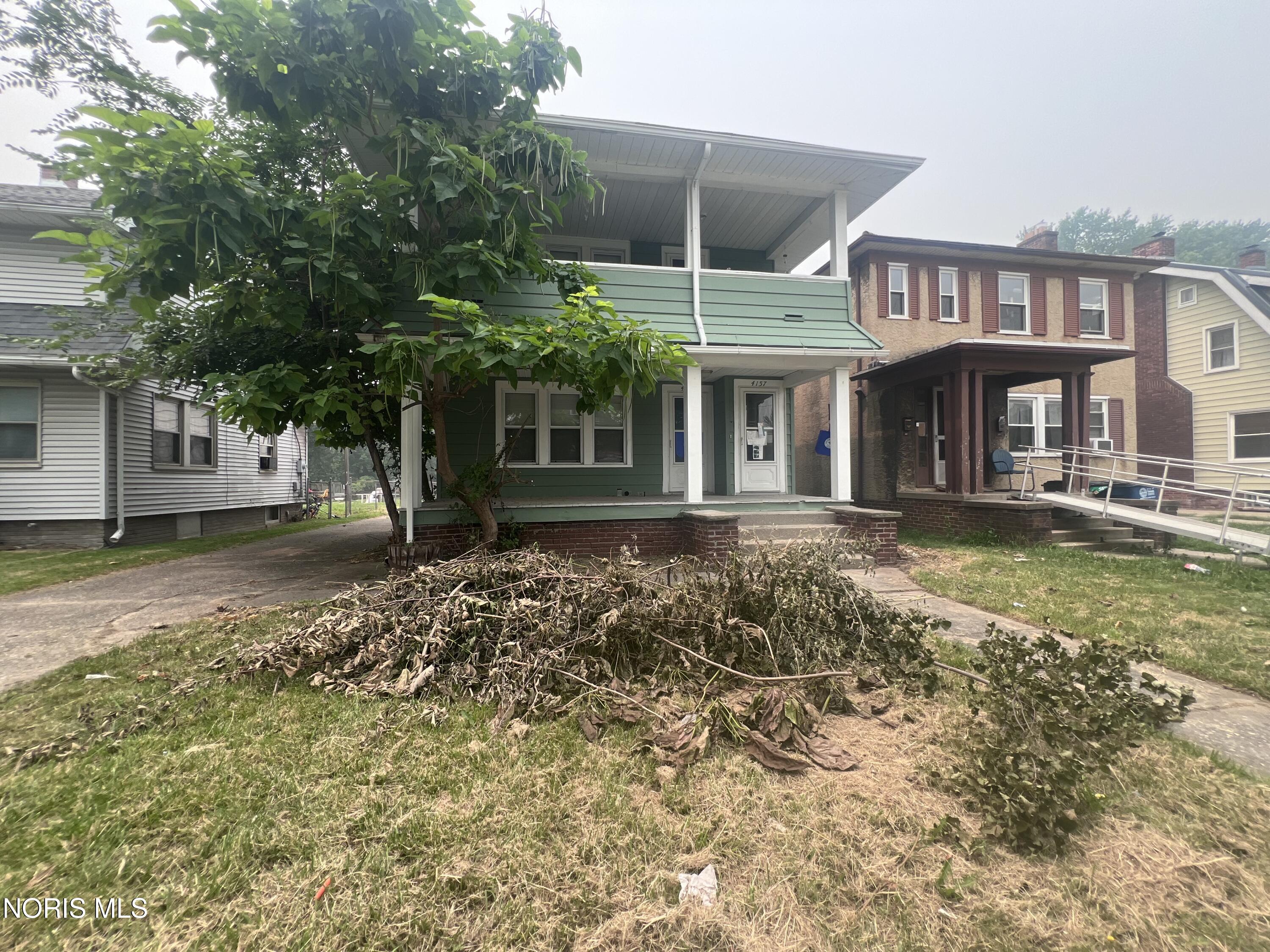 4157 N Lockwood Avenue, 4155 — photo