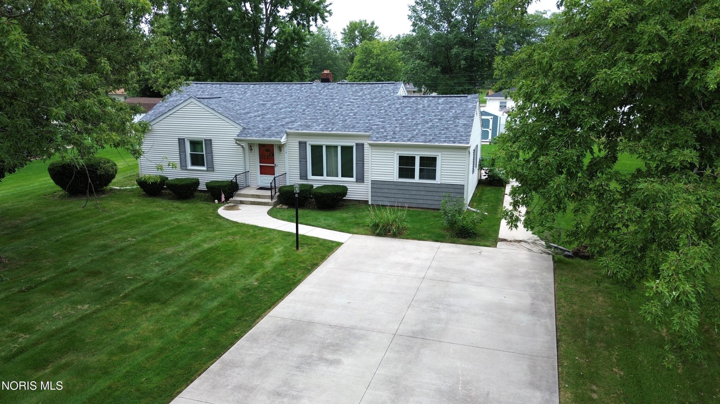 214 Maywinn Road — photo