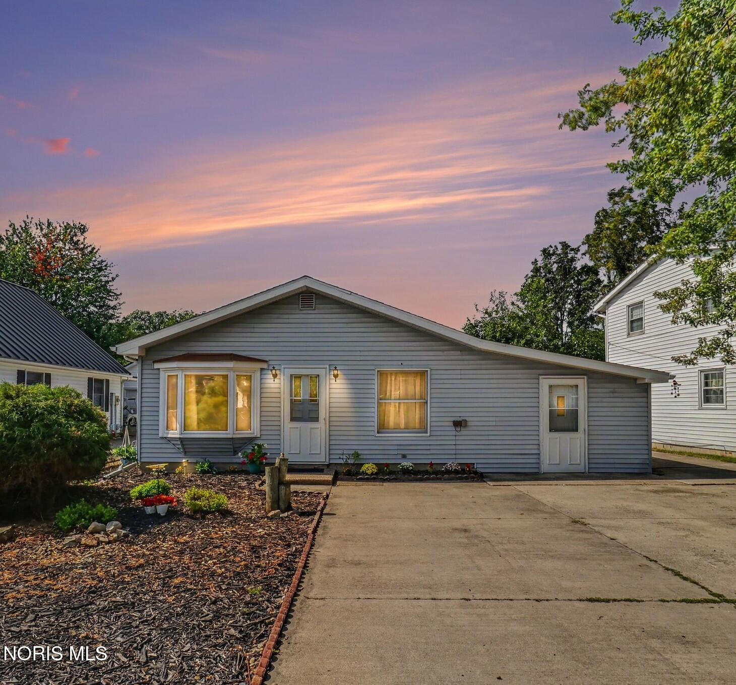1412 N Orchard Beach Drive — photo