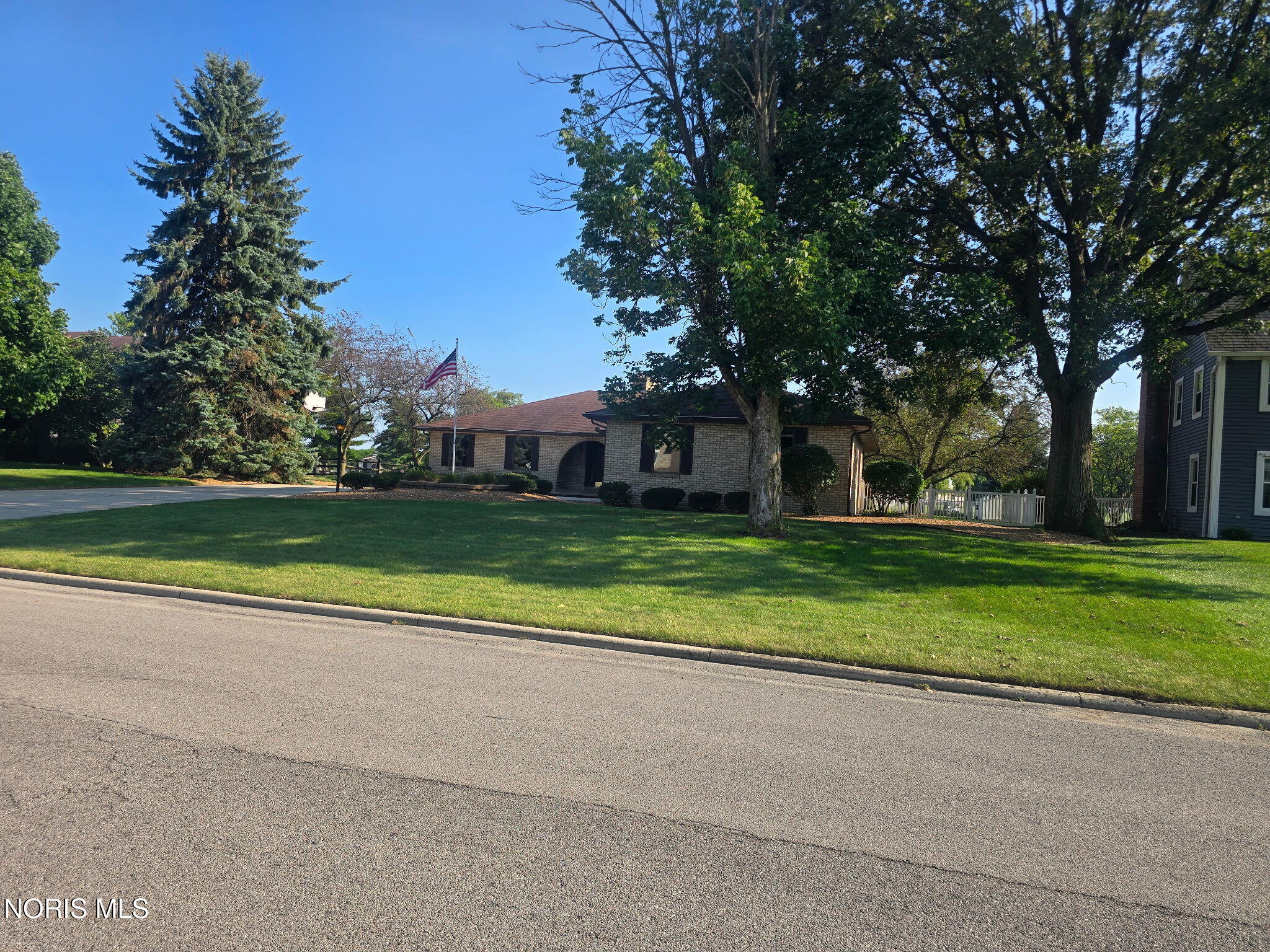 1101 Muirfield Drive — photo