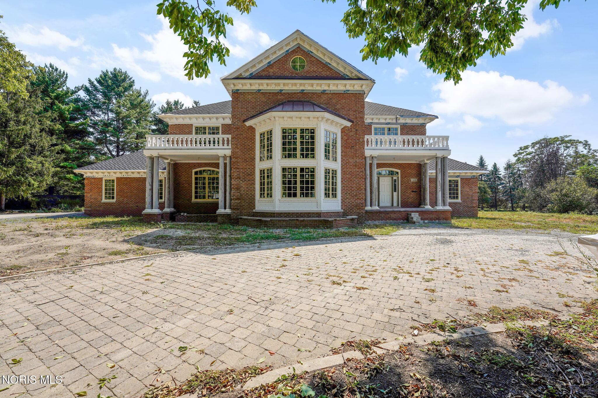 125 W Edgar Avenue — photo