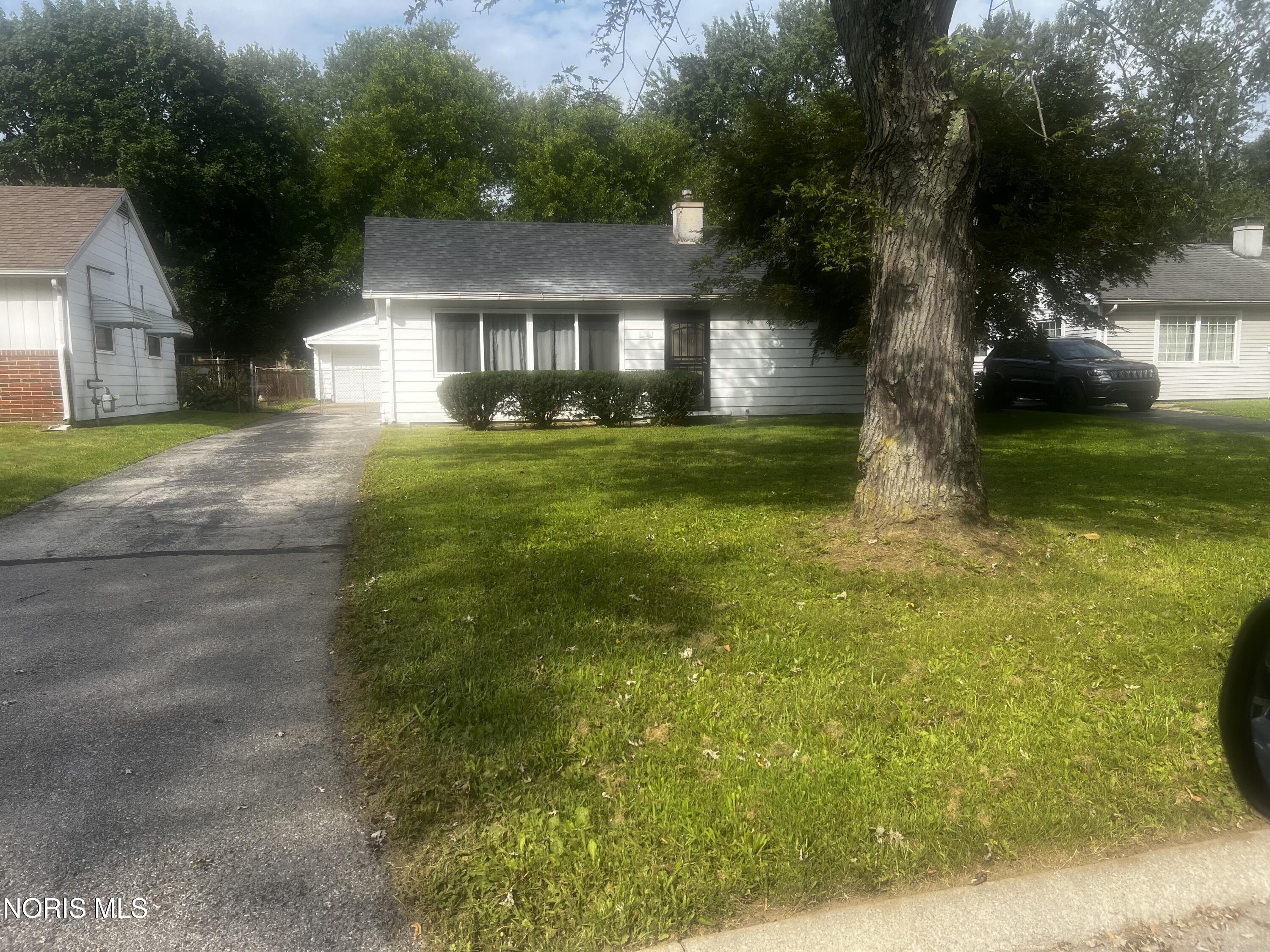 115 Independence Road — photo
