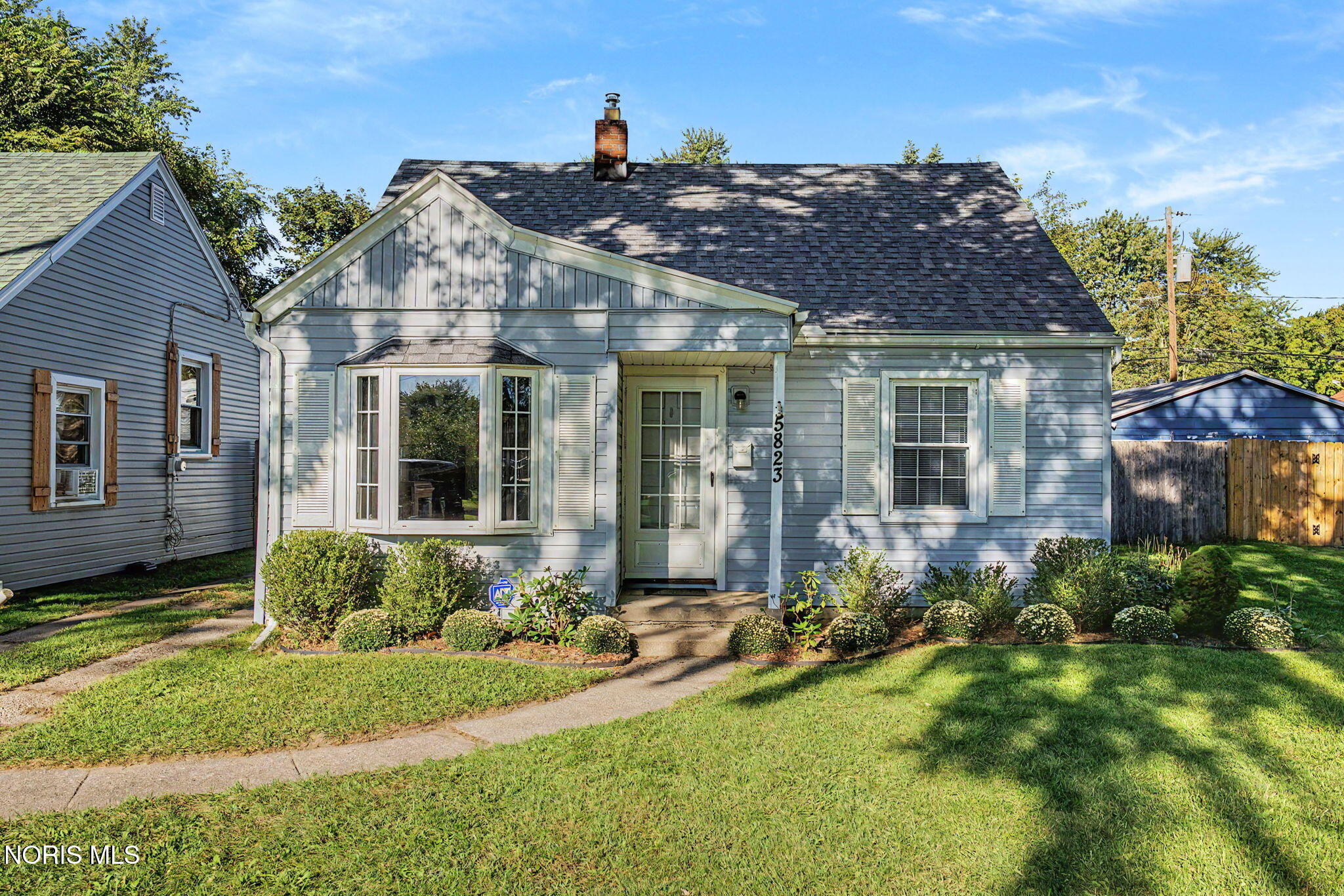 5823 Adelaide Drive — photo