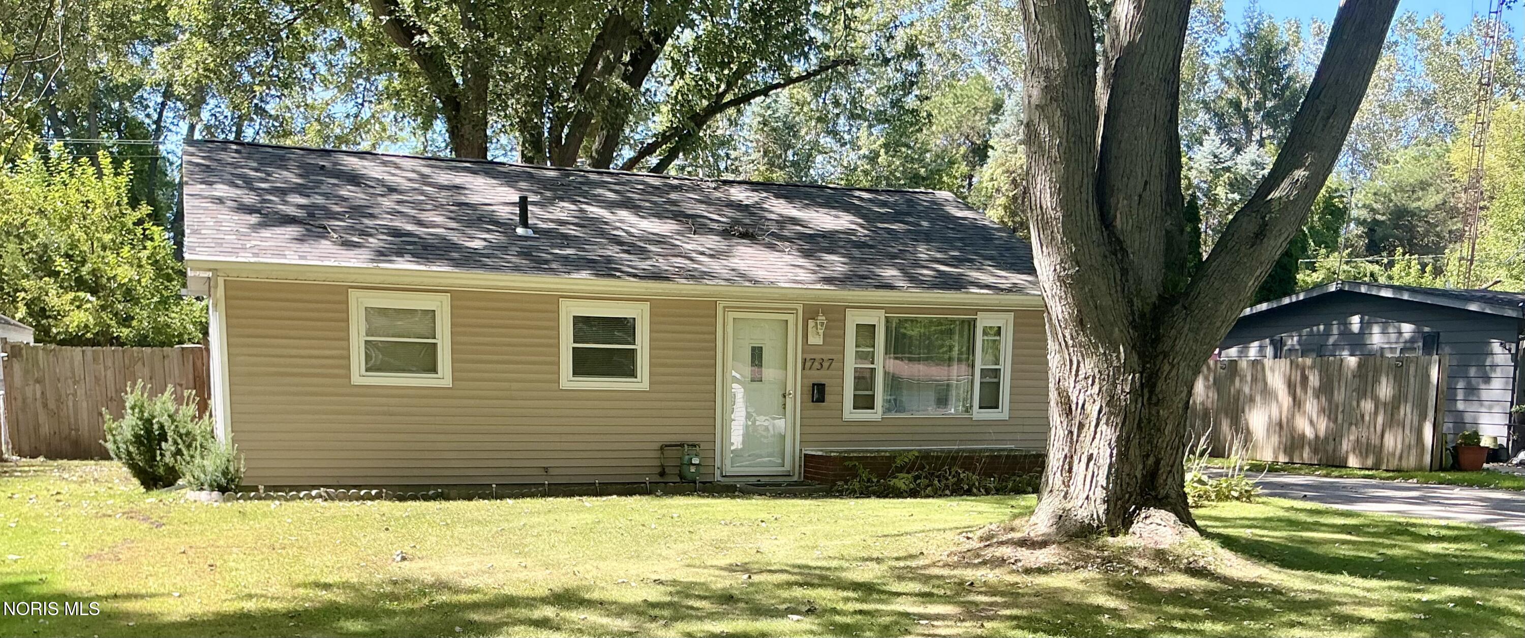 1737 Birdie Drive — photo