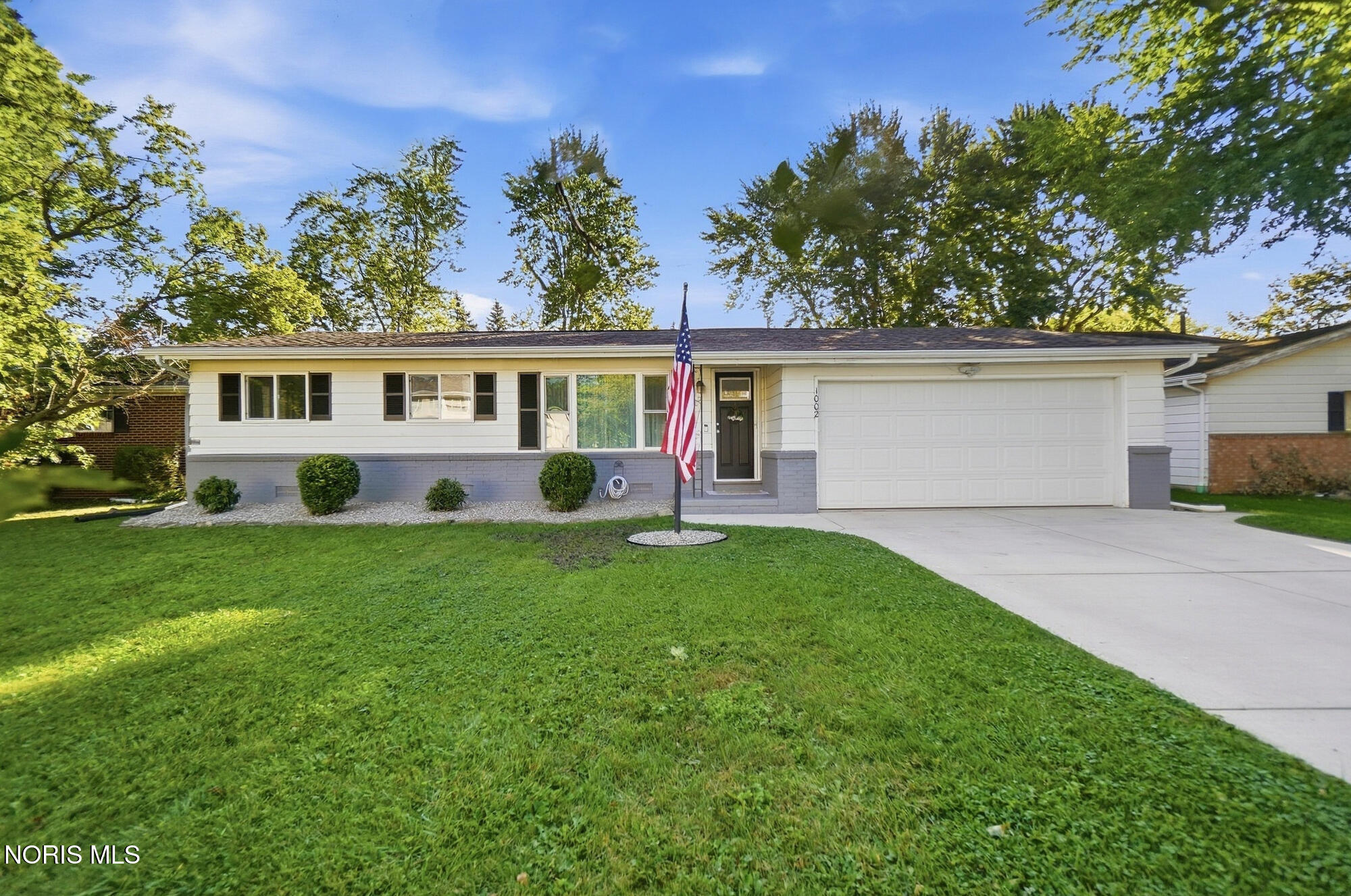 1002 Fort Drive — photo