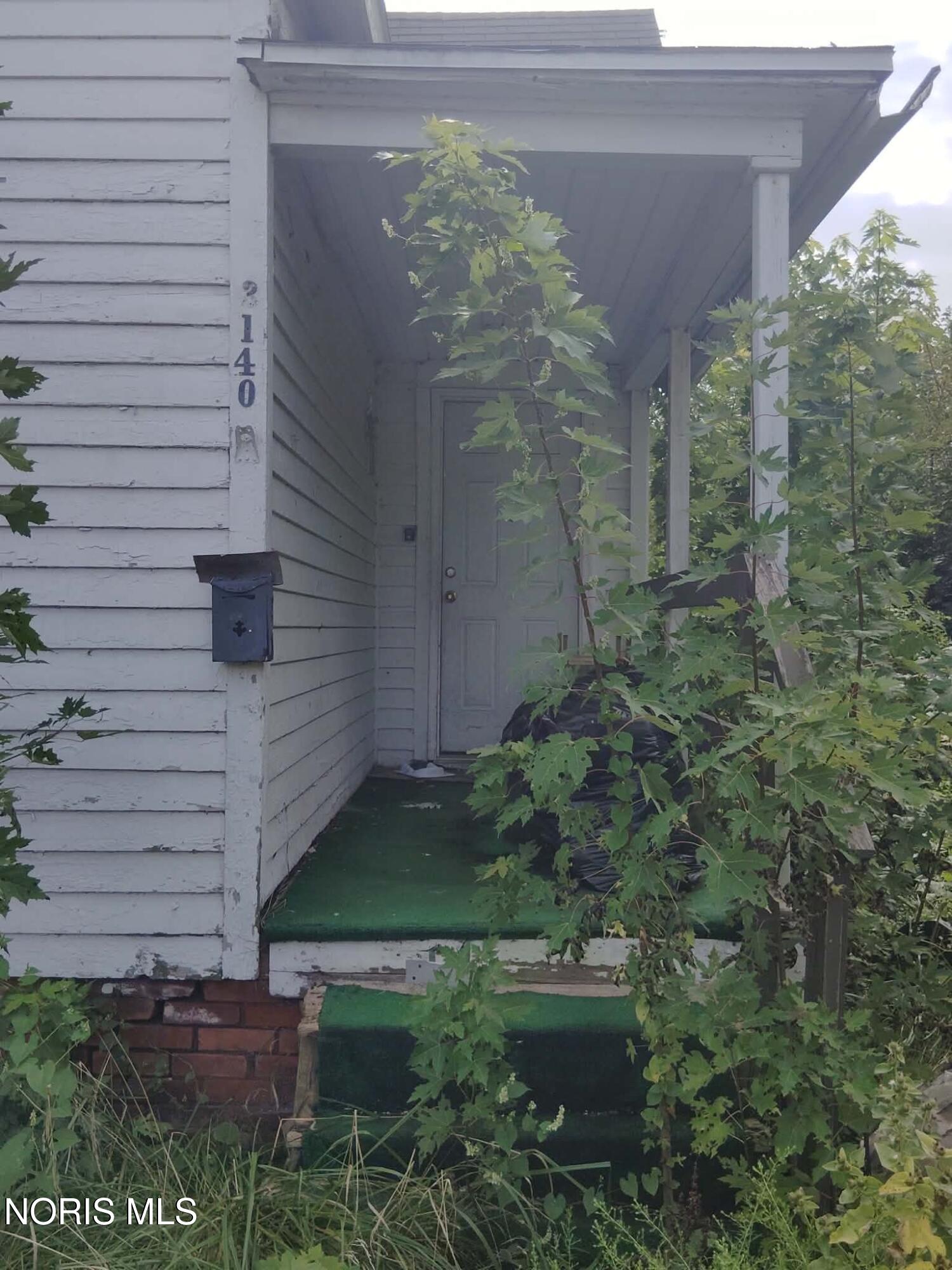 3140 Chase Street — photo