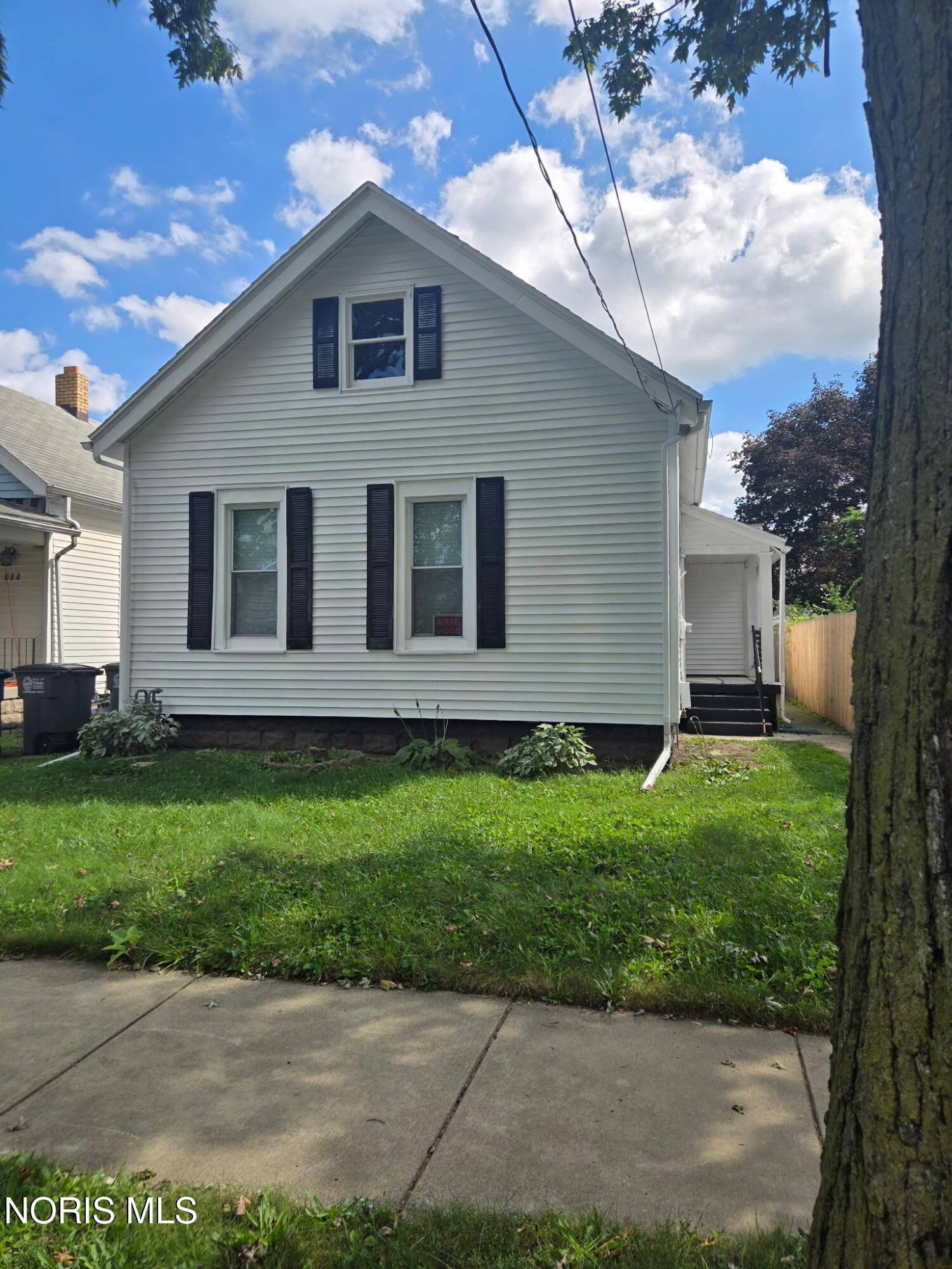 311 White Street — photo