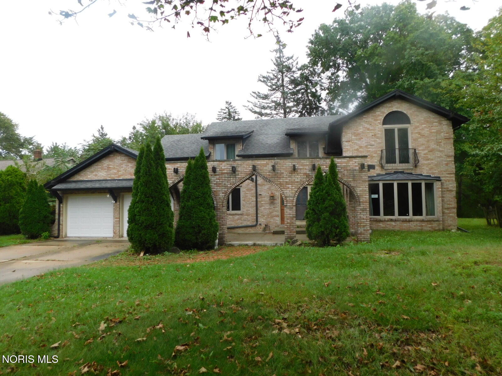 2401 Karendale Drive — photo