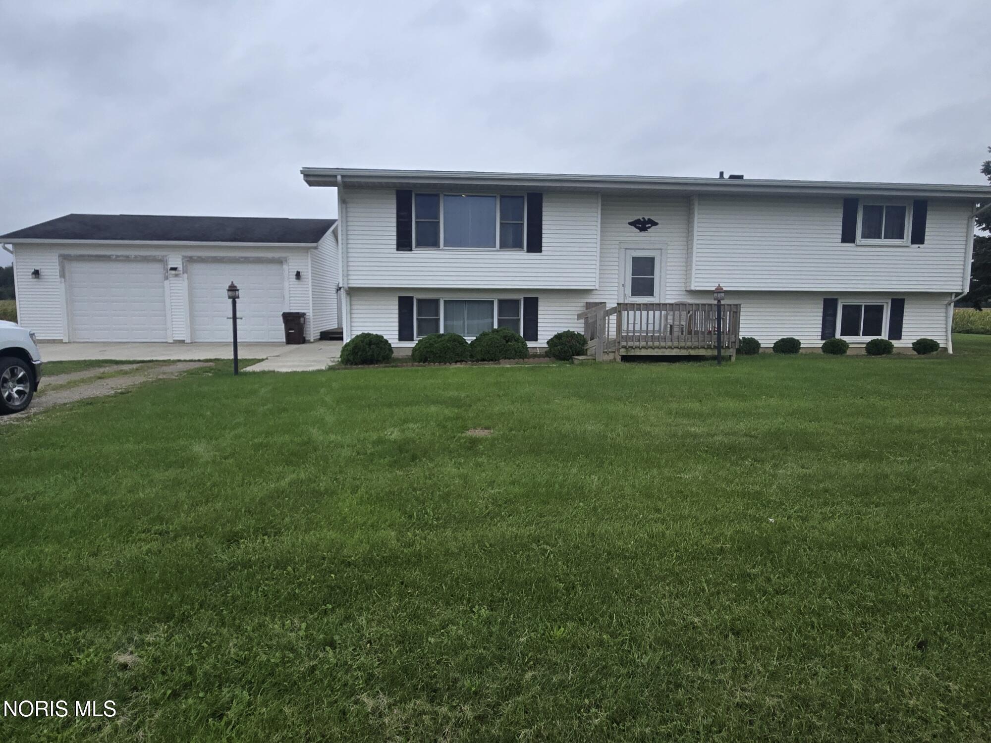 10945 County Road D — photo