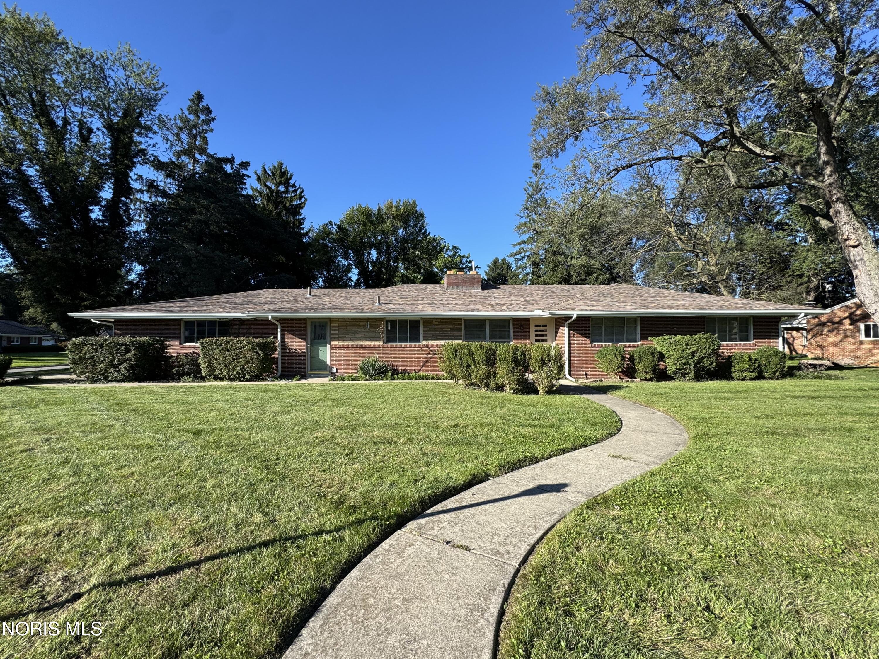 2208 Valley Brook Drive — photo