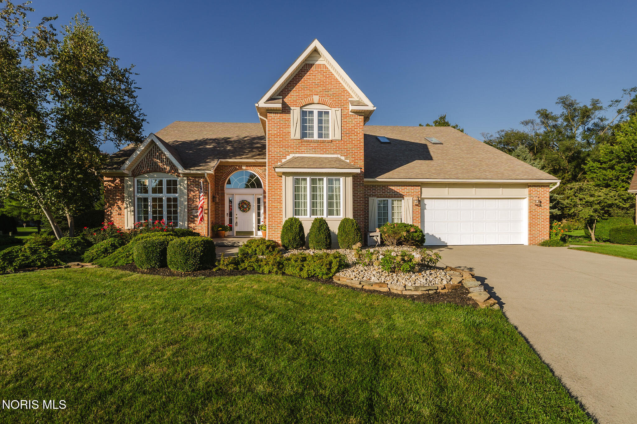 2145 S Lake Court — photo