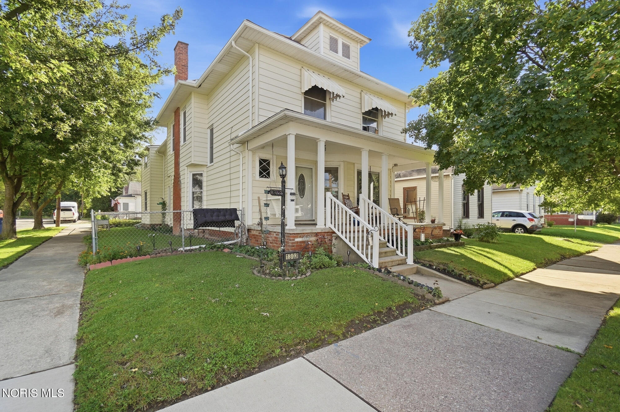 1303 Dawson Street — photo