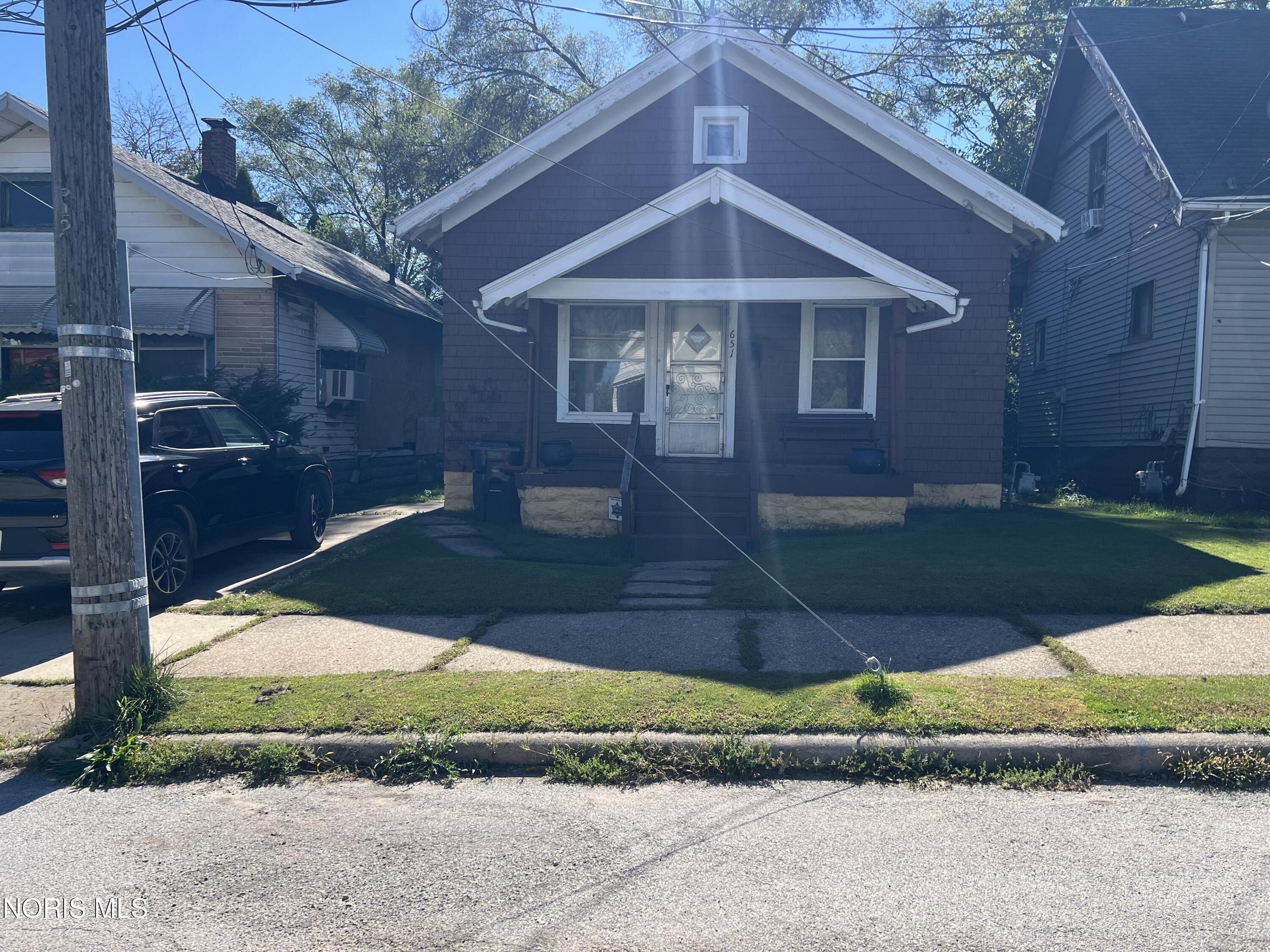 651 Curtis Street — photo