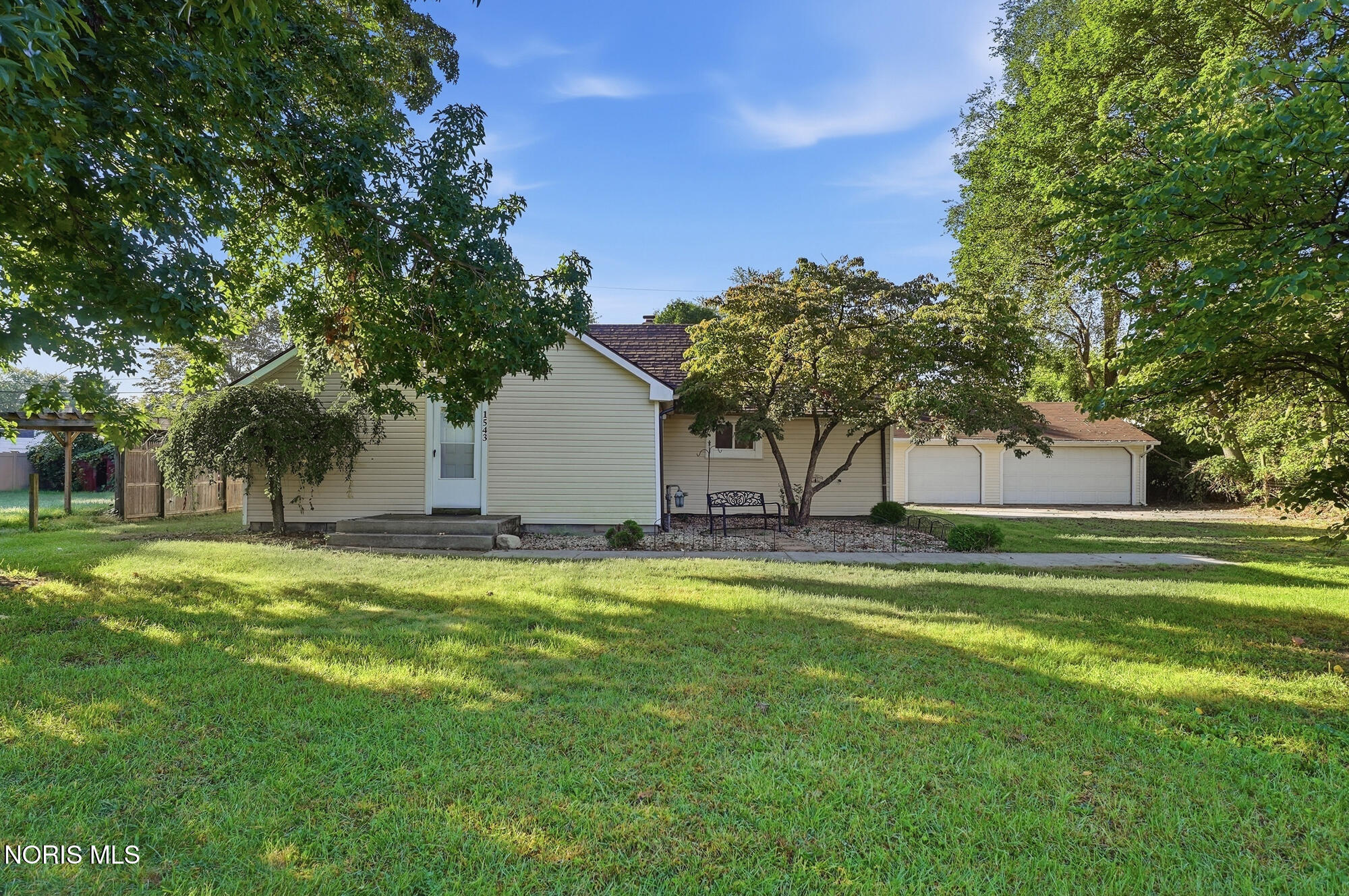 1543 Travis Drive — photo