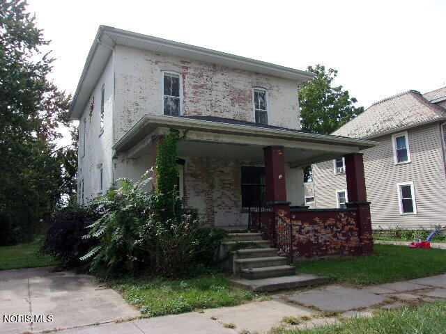 225 E South Street — photo