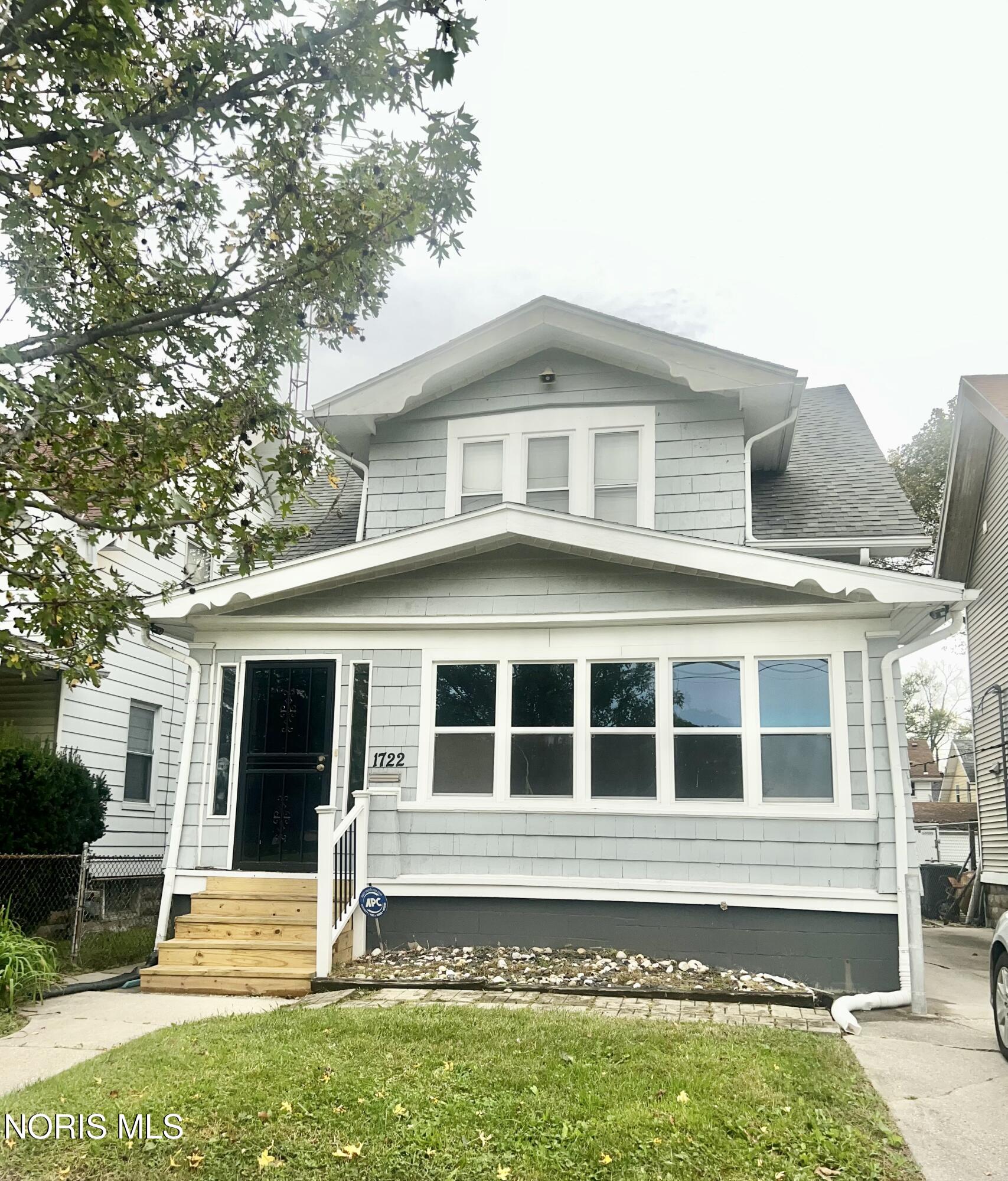 1722 Upton Avenue — photo