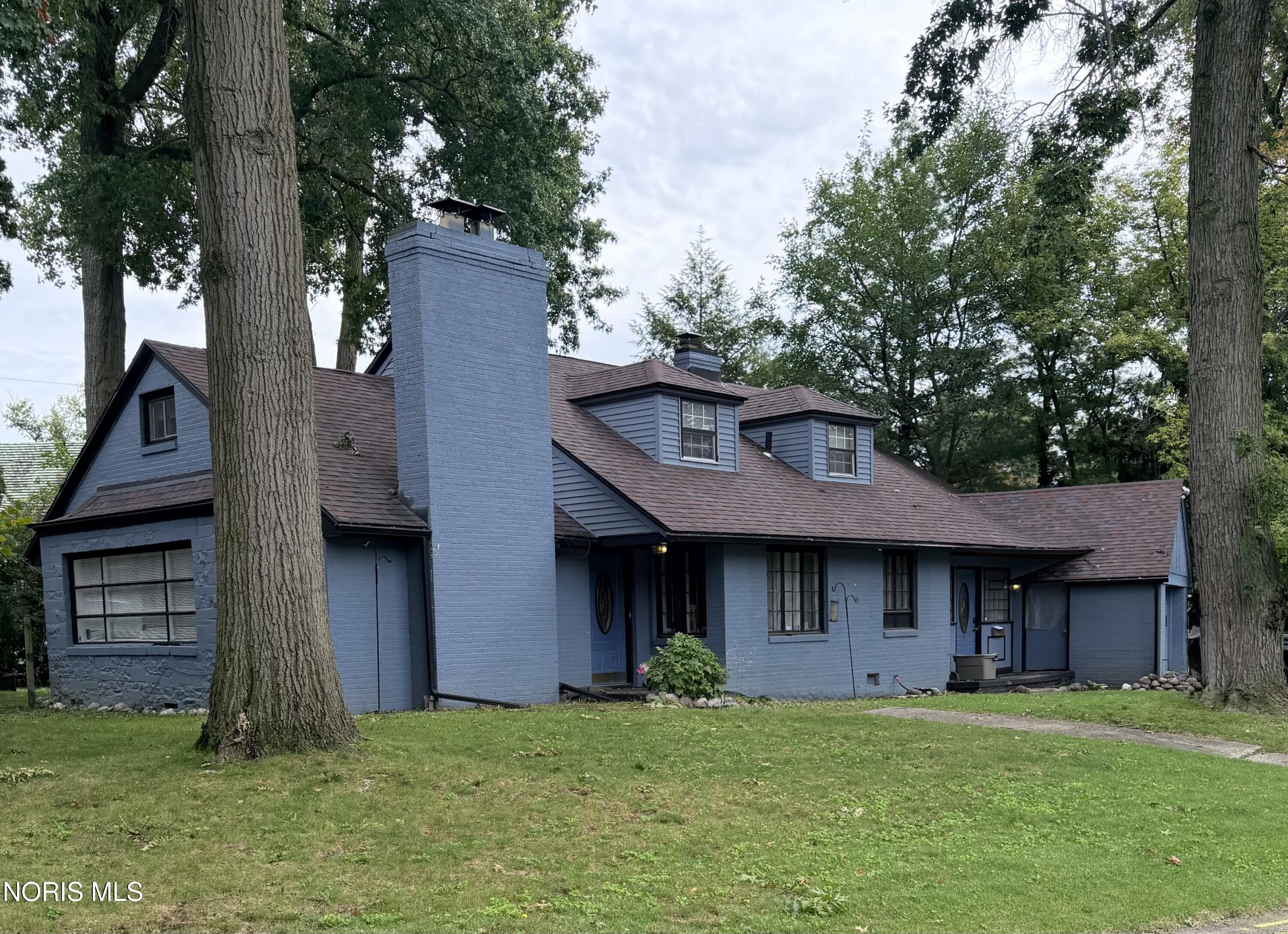 1830 Richmond Road — photo