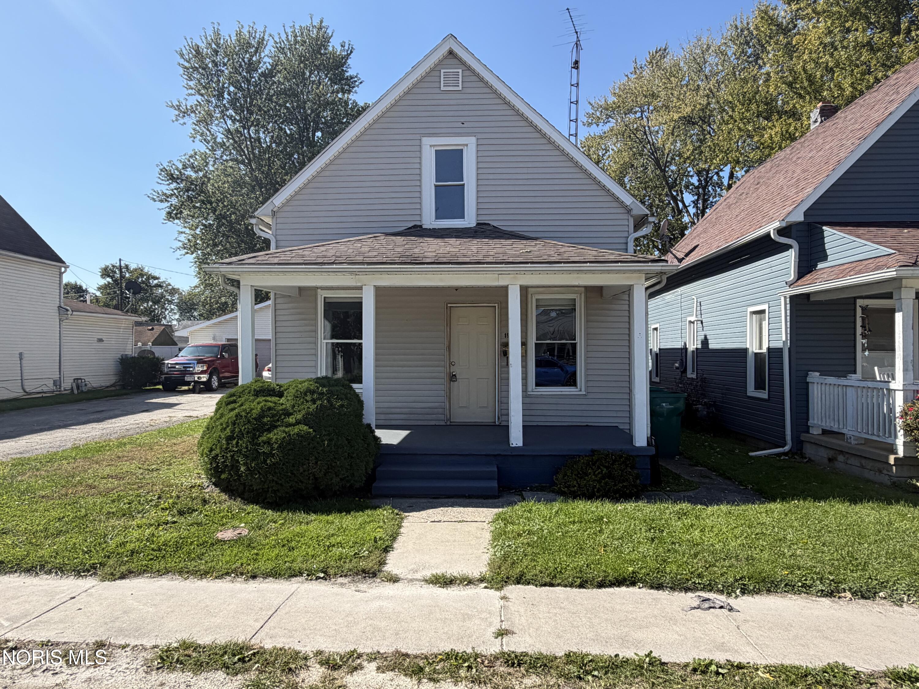 1910 Ware Street — photo