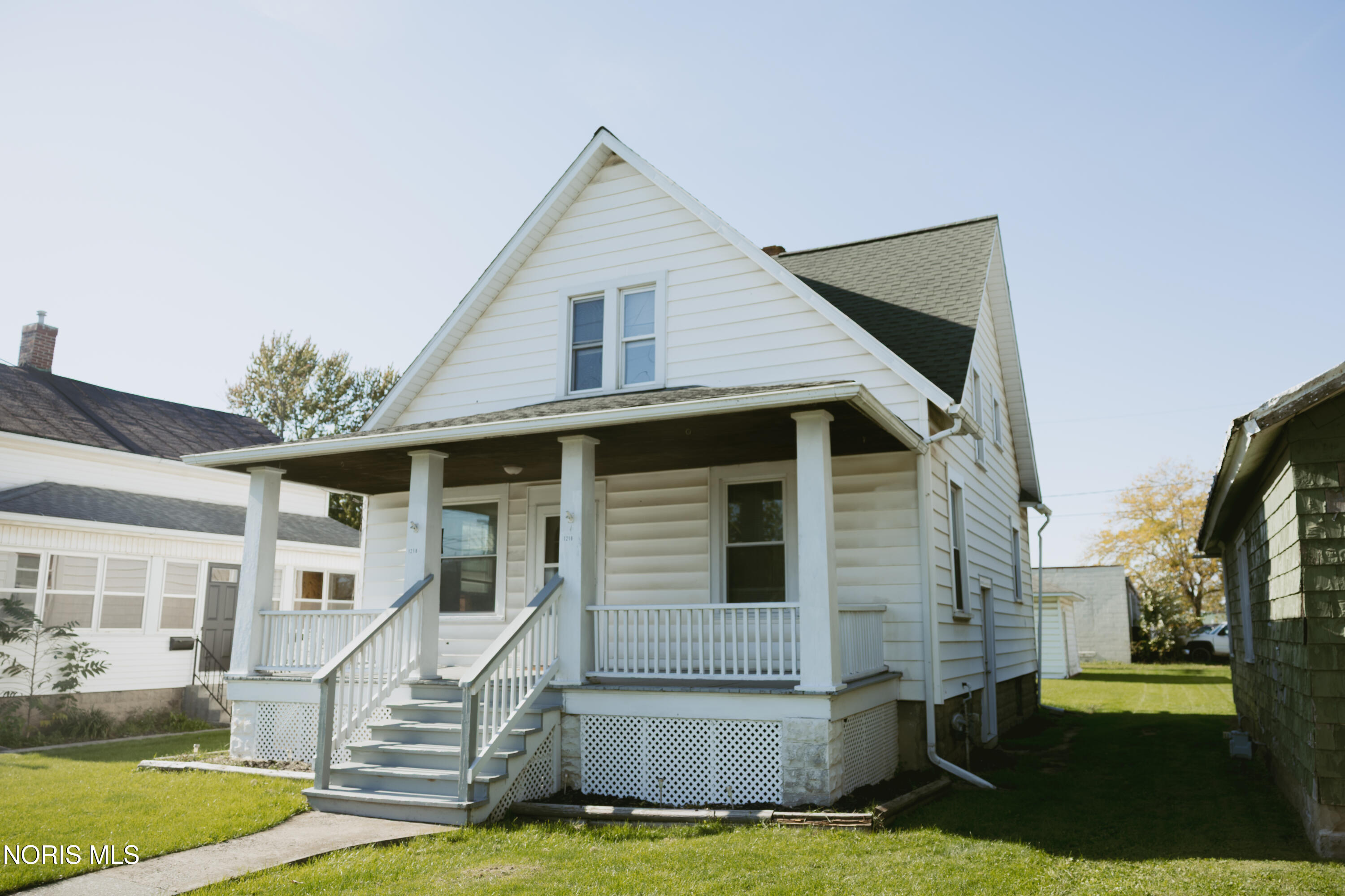 1218 S Jackson Street — photo