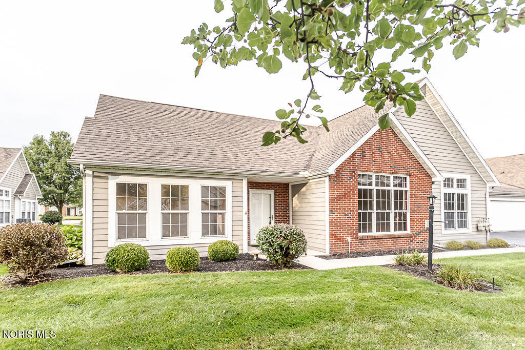 7824 Greenville Crossing — photo