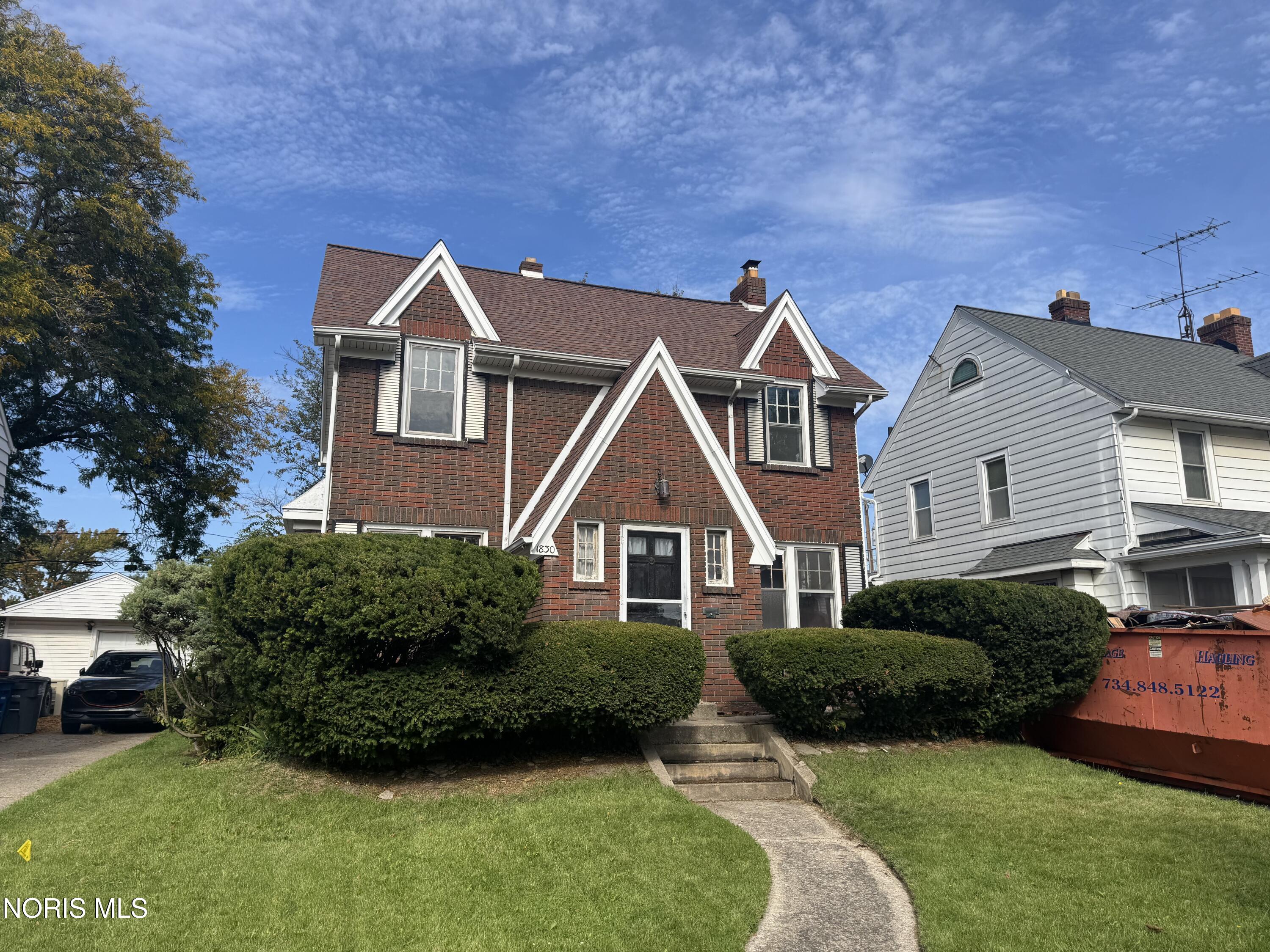 1830 Wellesley Drive — photo