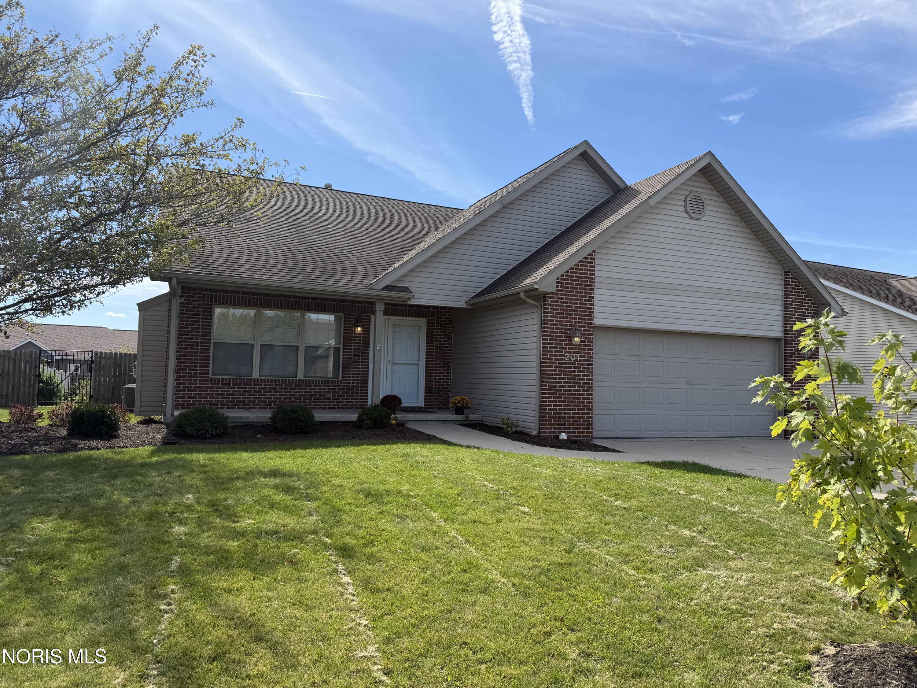 201 Carlee Lane — photo
