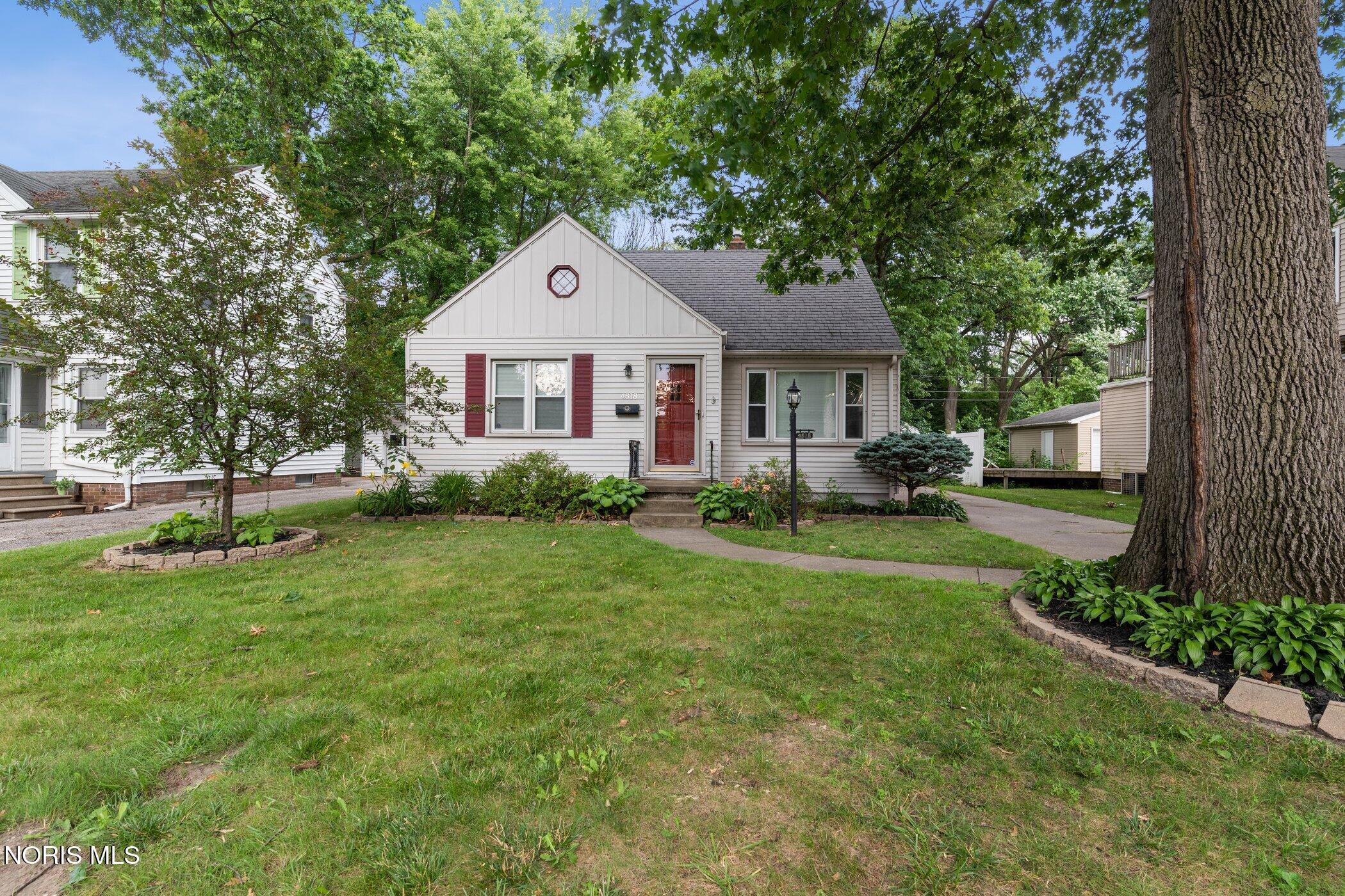 4818 Harvest Lane — photo