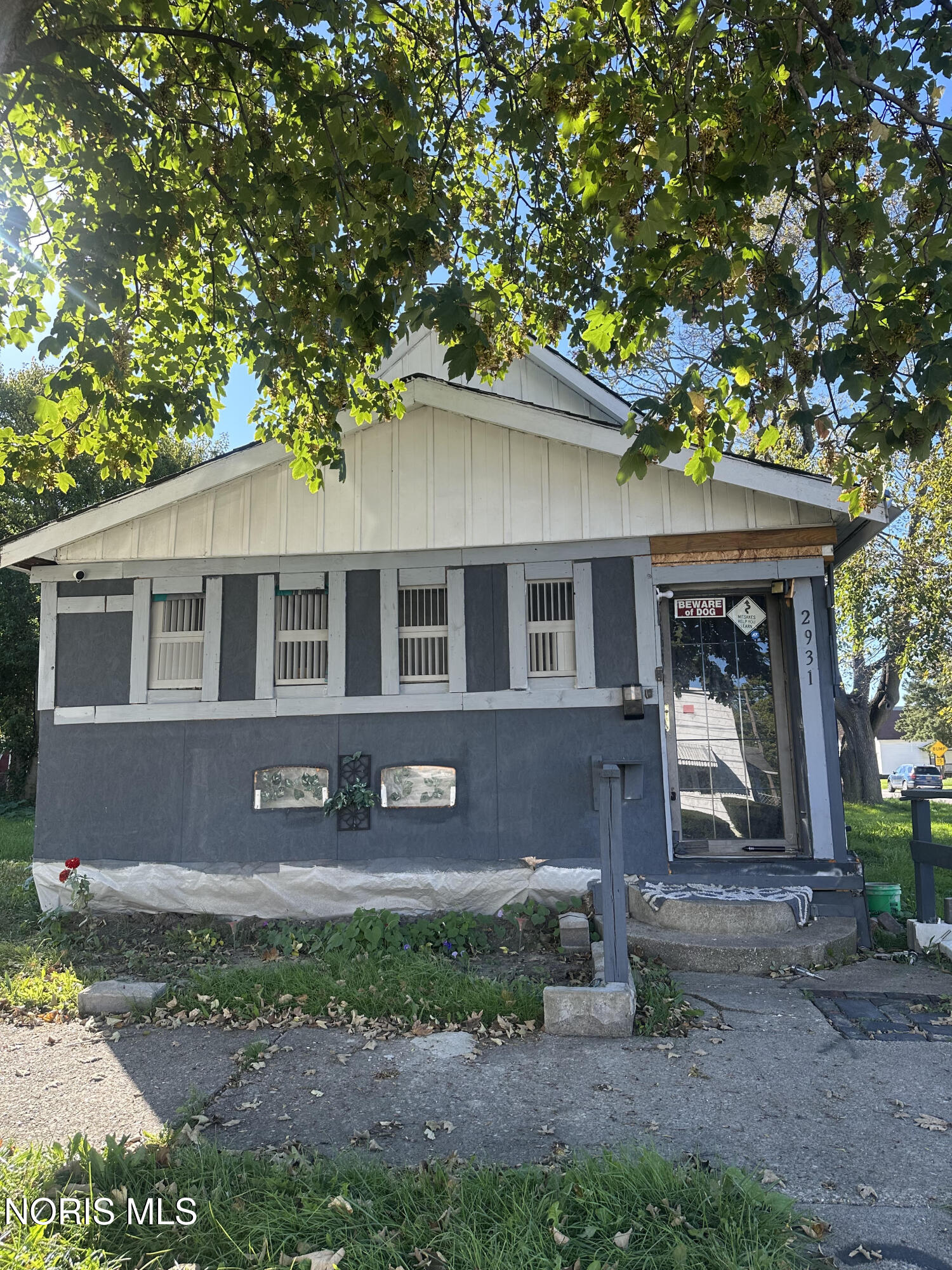 2931 Higgins Street — photo