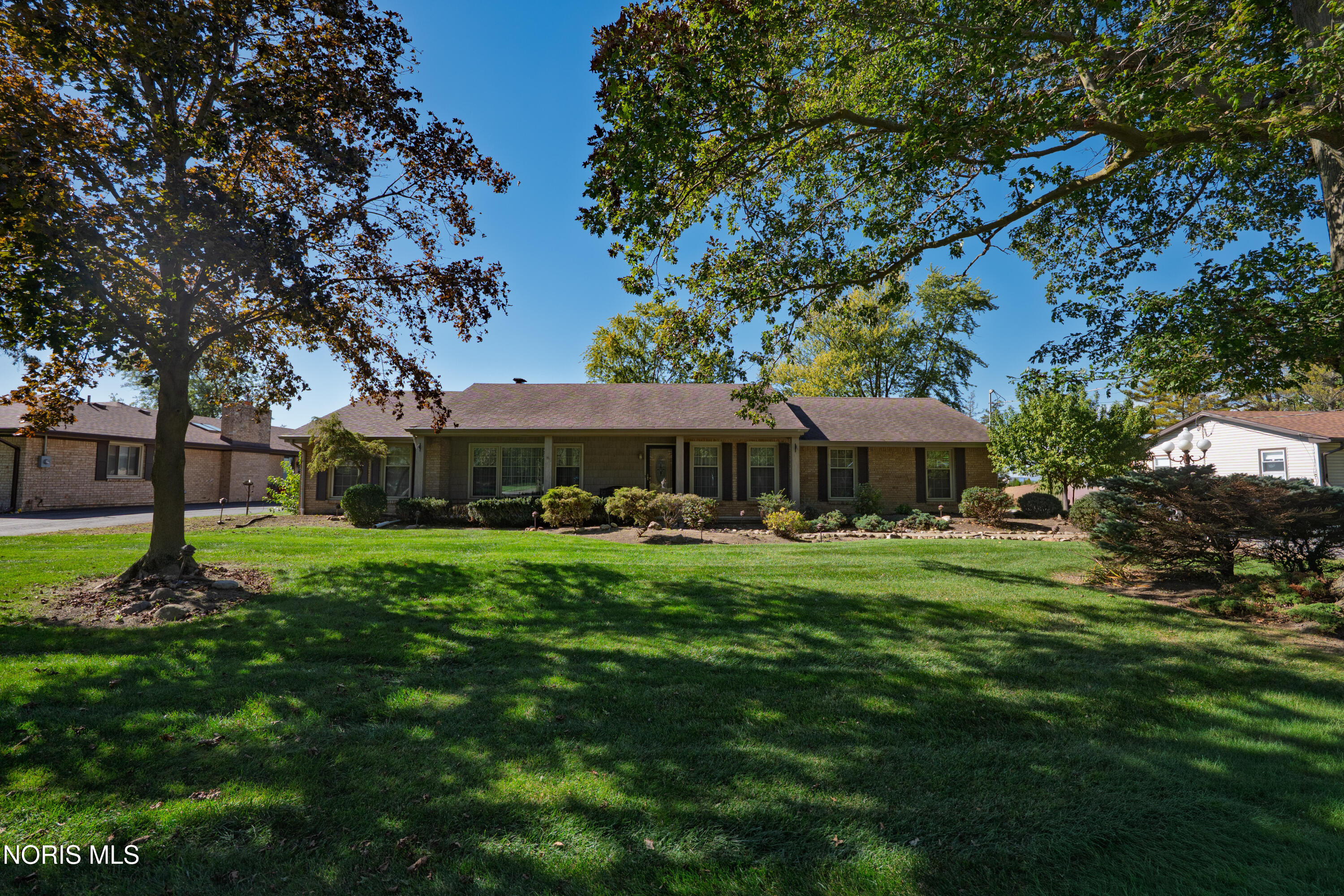 26859 Woodland Court — photo